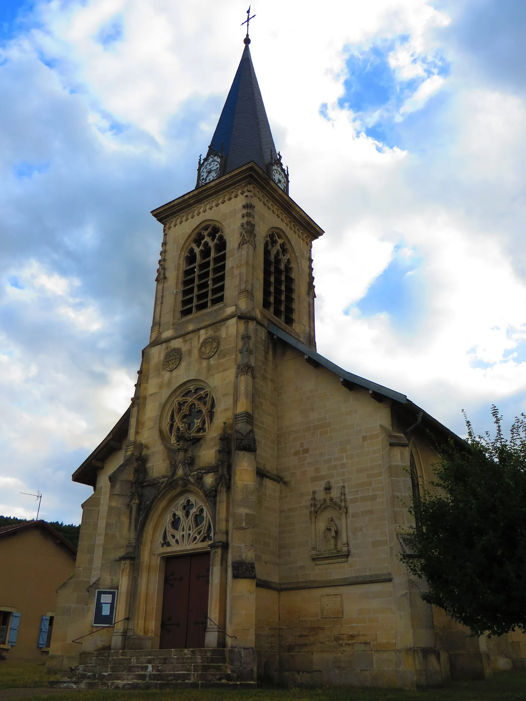 Photo showing: Herbeuville L'église Saint-Vanne