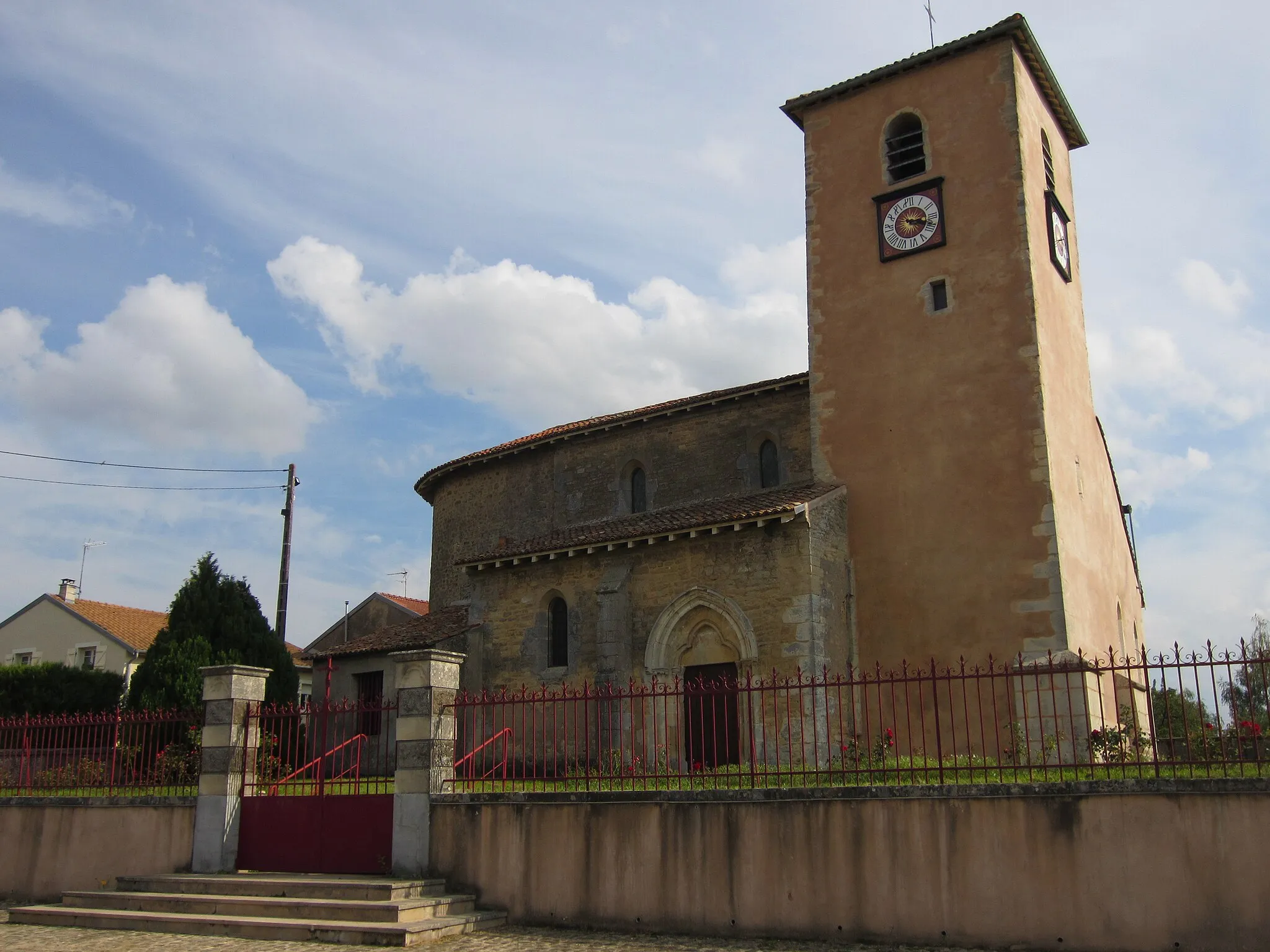 Photo showing: DescriptionEglise Xammes.JPG

L'église Saint-Clément à Xammes
Date

21 September 2011
Source

mon appareil photo
Author

Aimelaime
Permission (Reusing this file)

Public domainPublic domainfalsefalse

I, the copyright holder of this work, release this work into the public domain. This applies worldwide. In some countries this may not be legally possible; if so: I grant anyone the right to use this work for any purpose, without any conditions, unless such conditions are required by law.