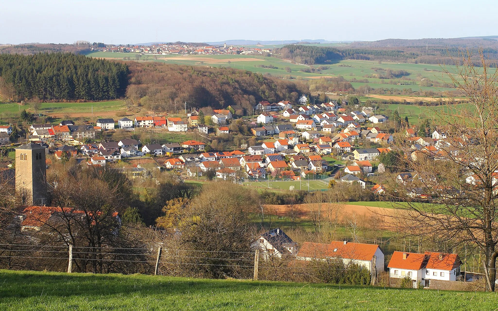 Photo showing: Tünsdorf - Blick vom Kewelsberg aus westlicher Richtung
