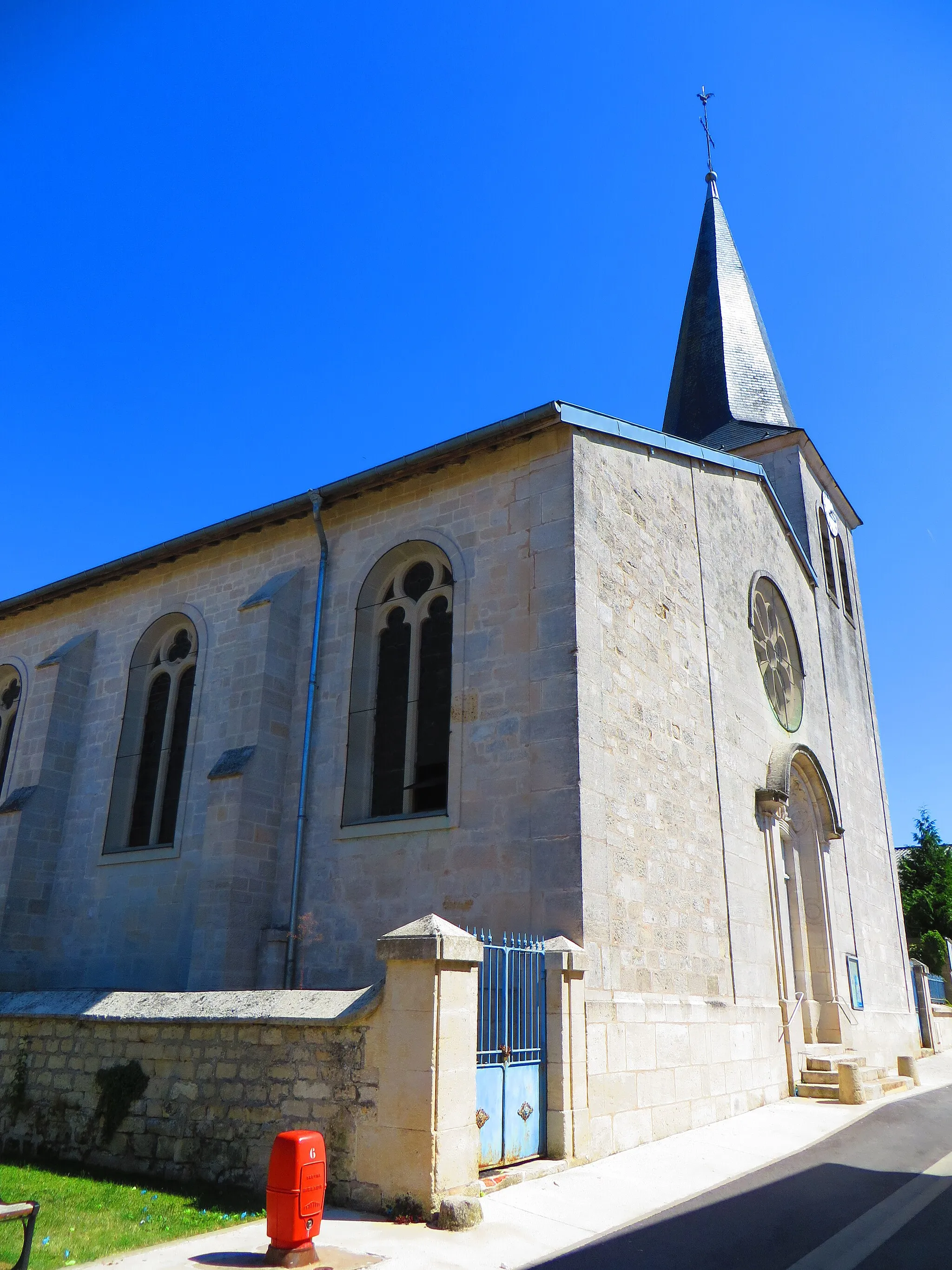 Photo showing: Haudainville L'église Saint-Symphorien