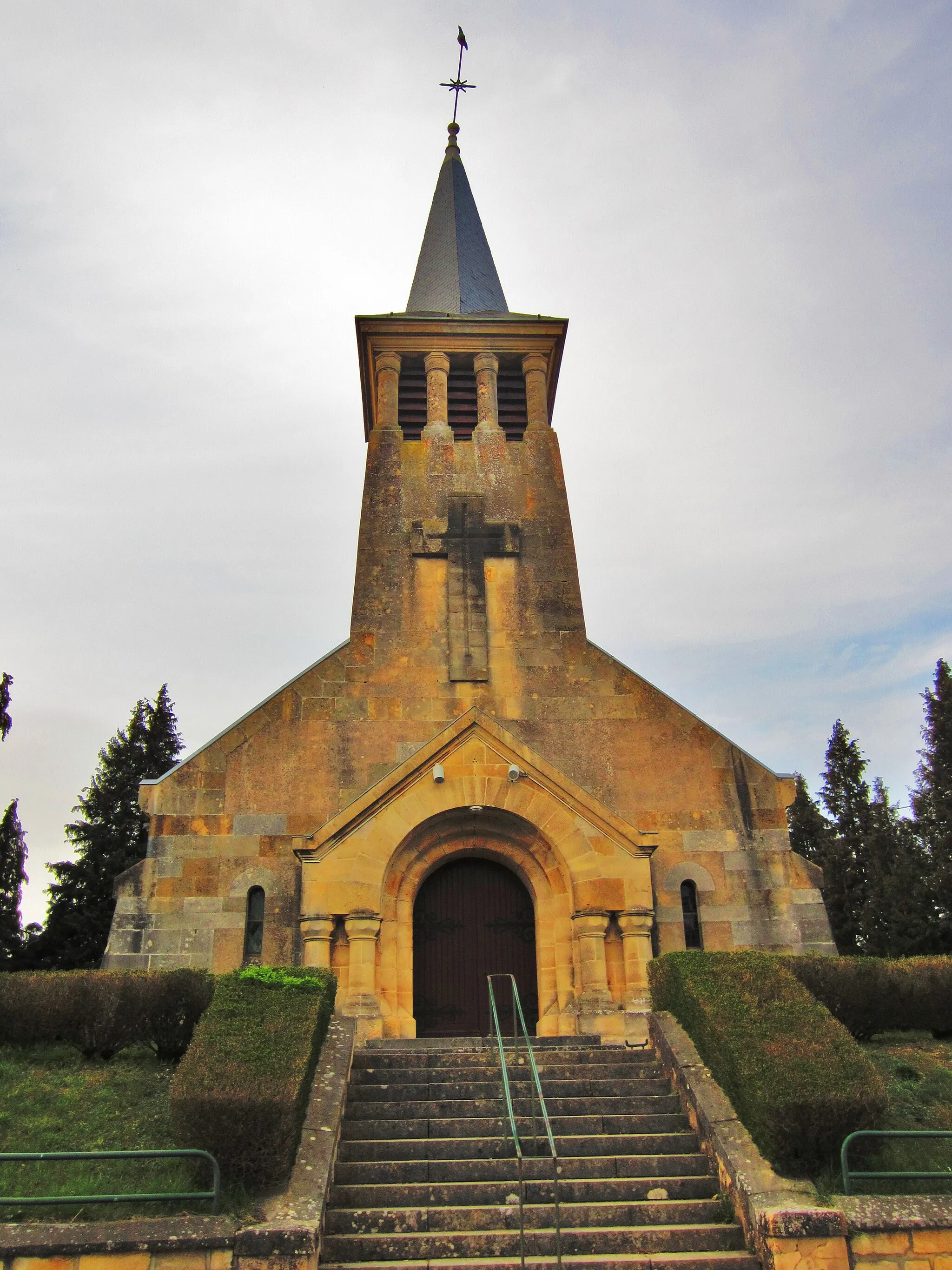 Photo showing: Dieppe Douaumont church