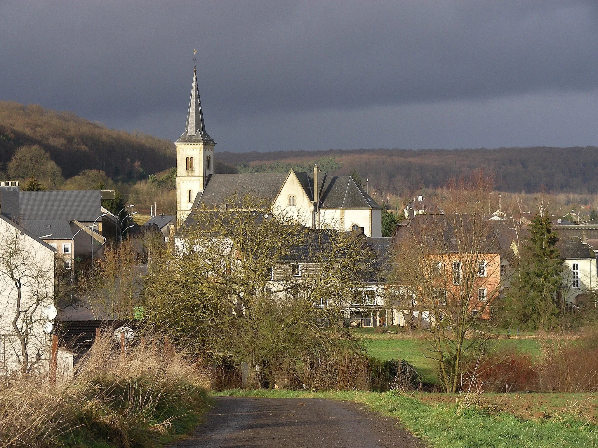 Photo showing: Blick auf der Dorfkern von Oetrange (Éiter, Oetringen) in Luxemburg