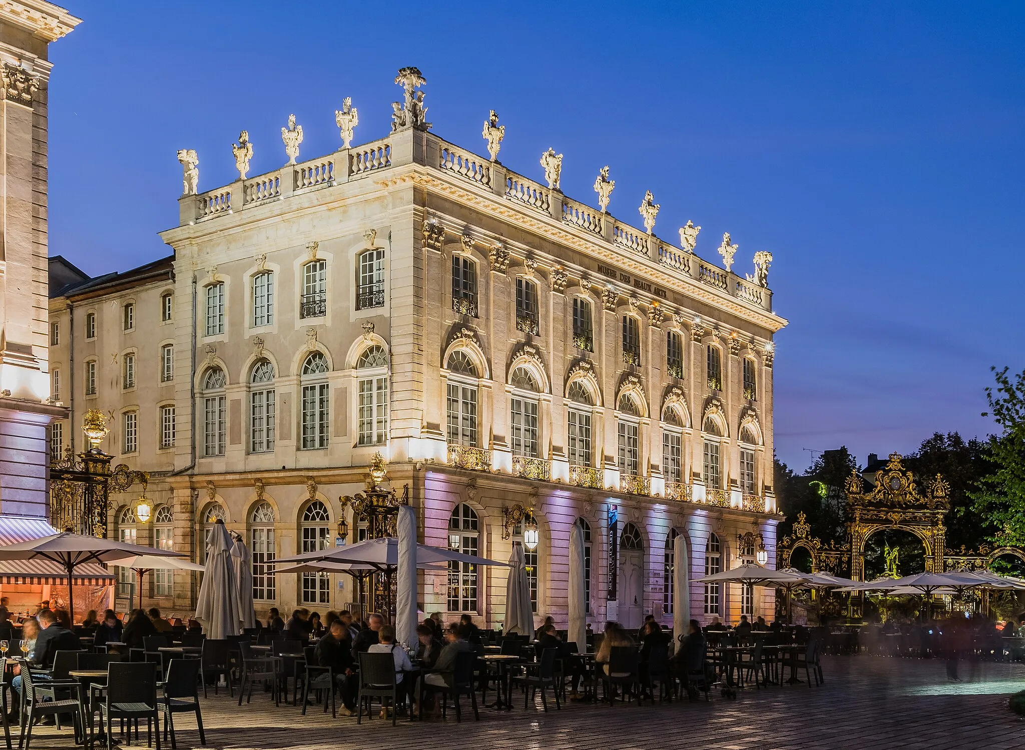 Photo showing: This building is classé au titre des monuments historiques de la France. It is indexed in the base Mérimée, a database of architectural heritage maintained by the French Ministry of Culture, under the reference PA00106279 .