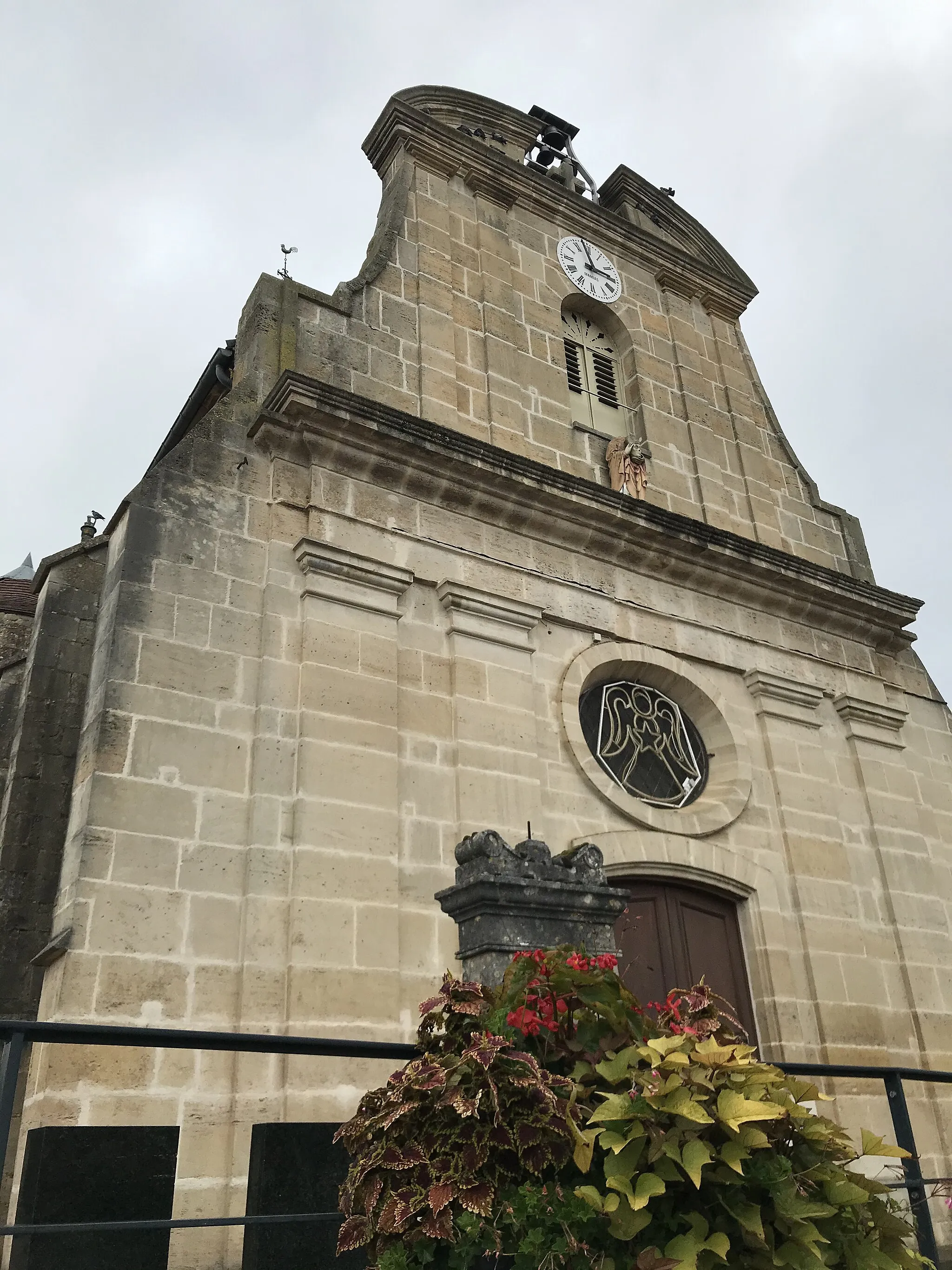 Photo showing: Bettancourt-la-Ferrée - église