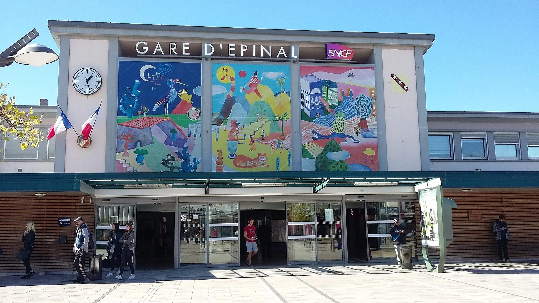 Photo showing: Fresque extérieure de la gare ferroviaire d'Epinal