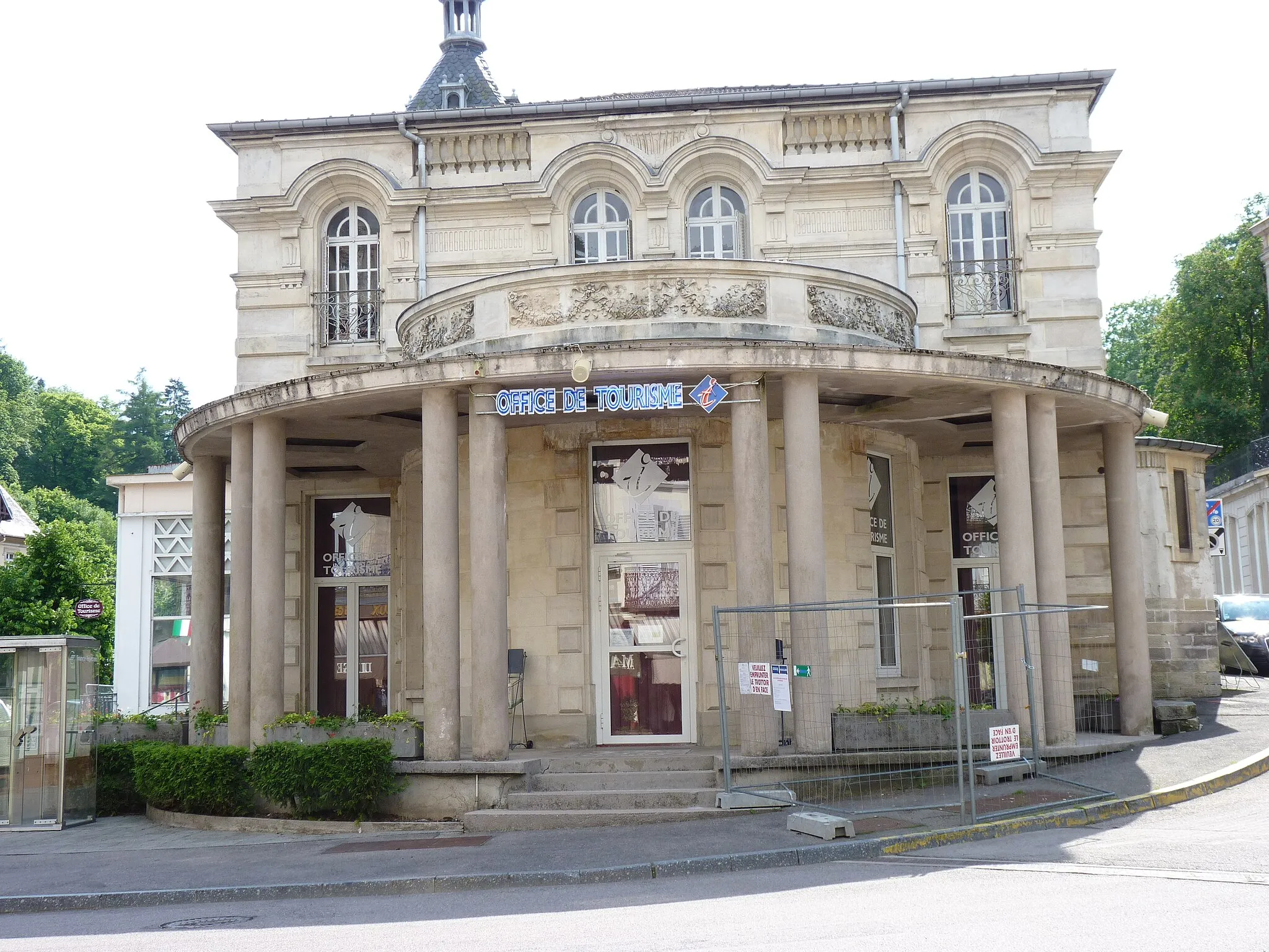 Photo showing: Office du tourisme, Plombières-les-Bains (Vosges, Lorraine, France)