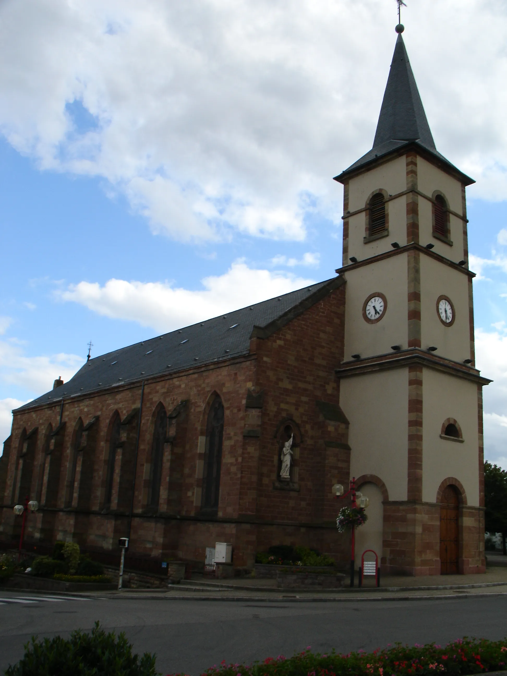 Photo showing: L'Église Sainte-Croix de Porcelette.