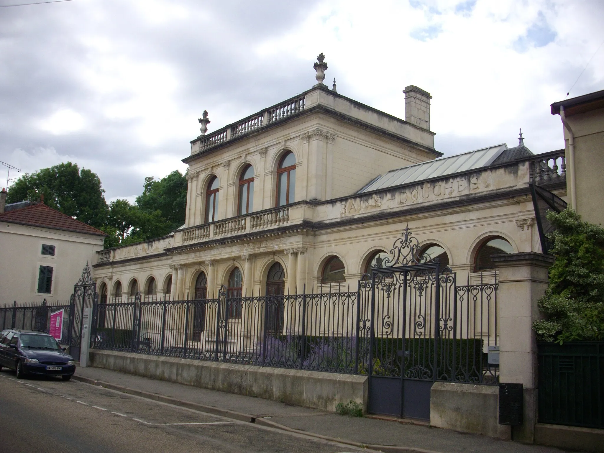 Photo showing: Museum of Ceramics and Ivory in Commercy (Meuse, France), former bathhouse