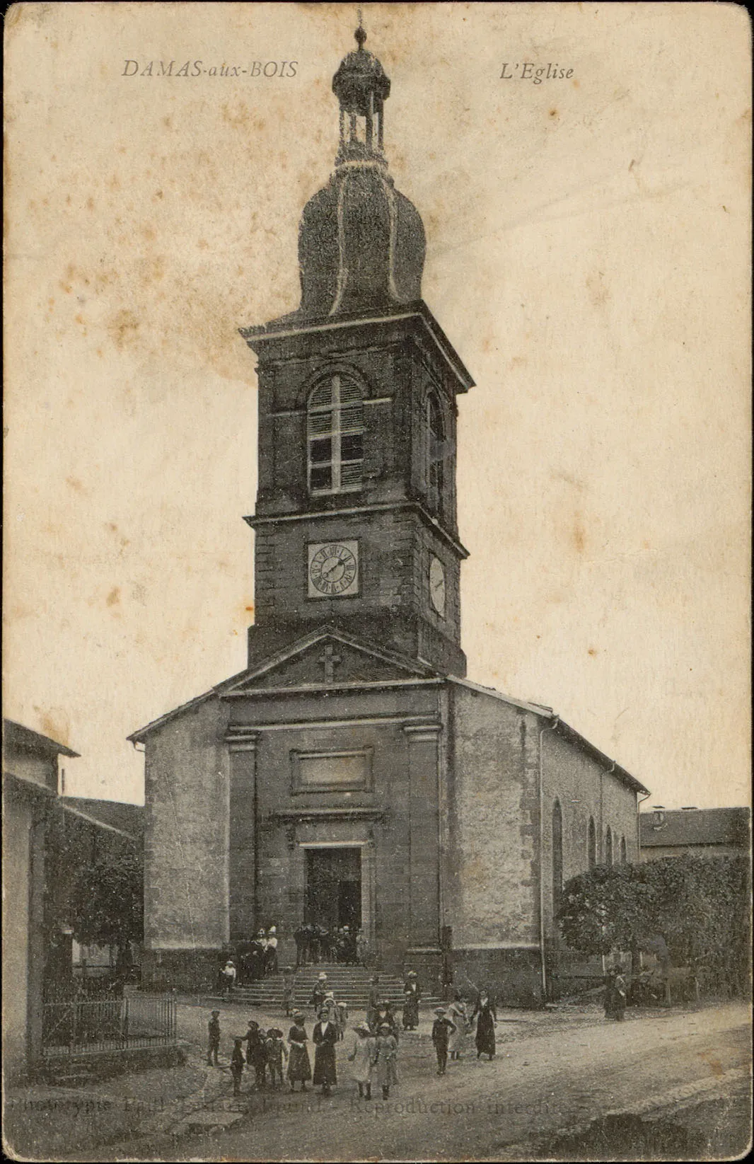 Photo showing: Carte postale représentant l'église de Damas-aux-Bois