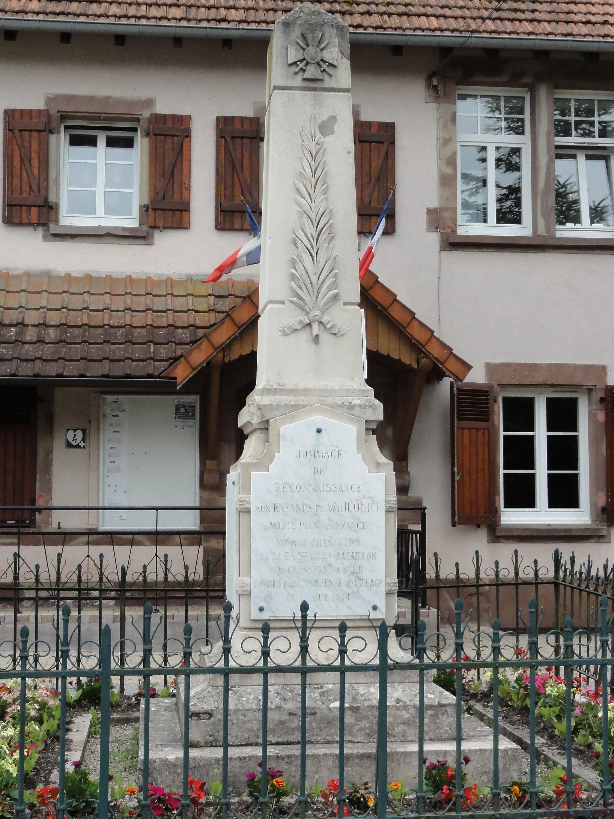 Photo showing: Vaucourt (M-et-M) monument aux morts