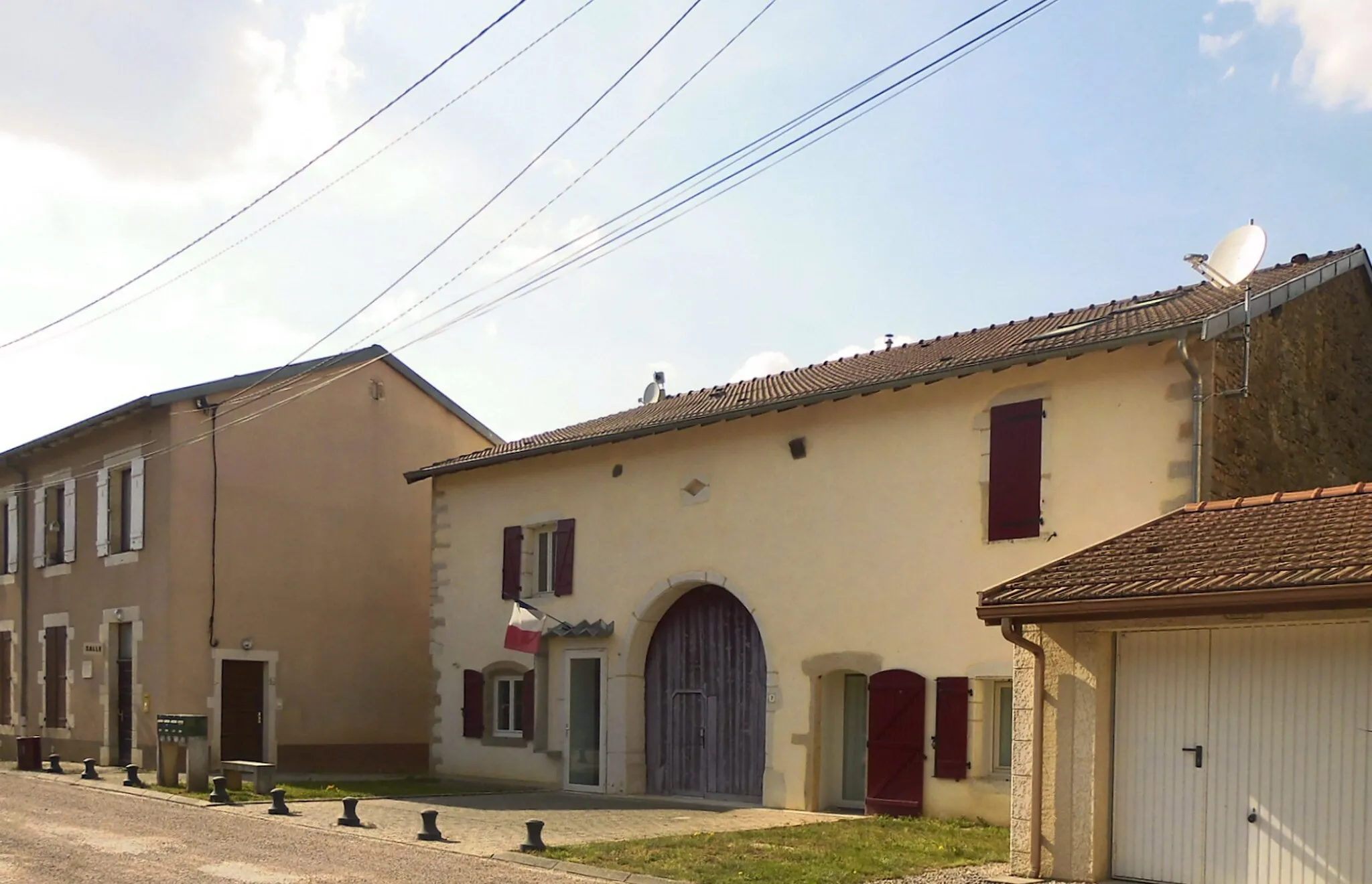 Photo showing: La mairie de Tramont-Saint-André