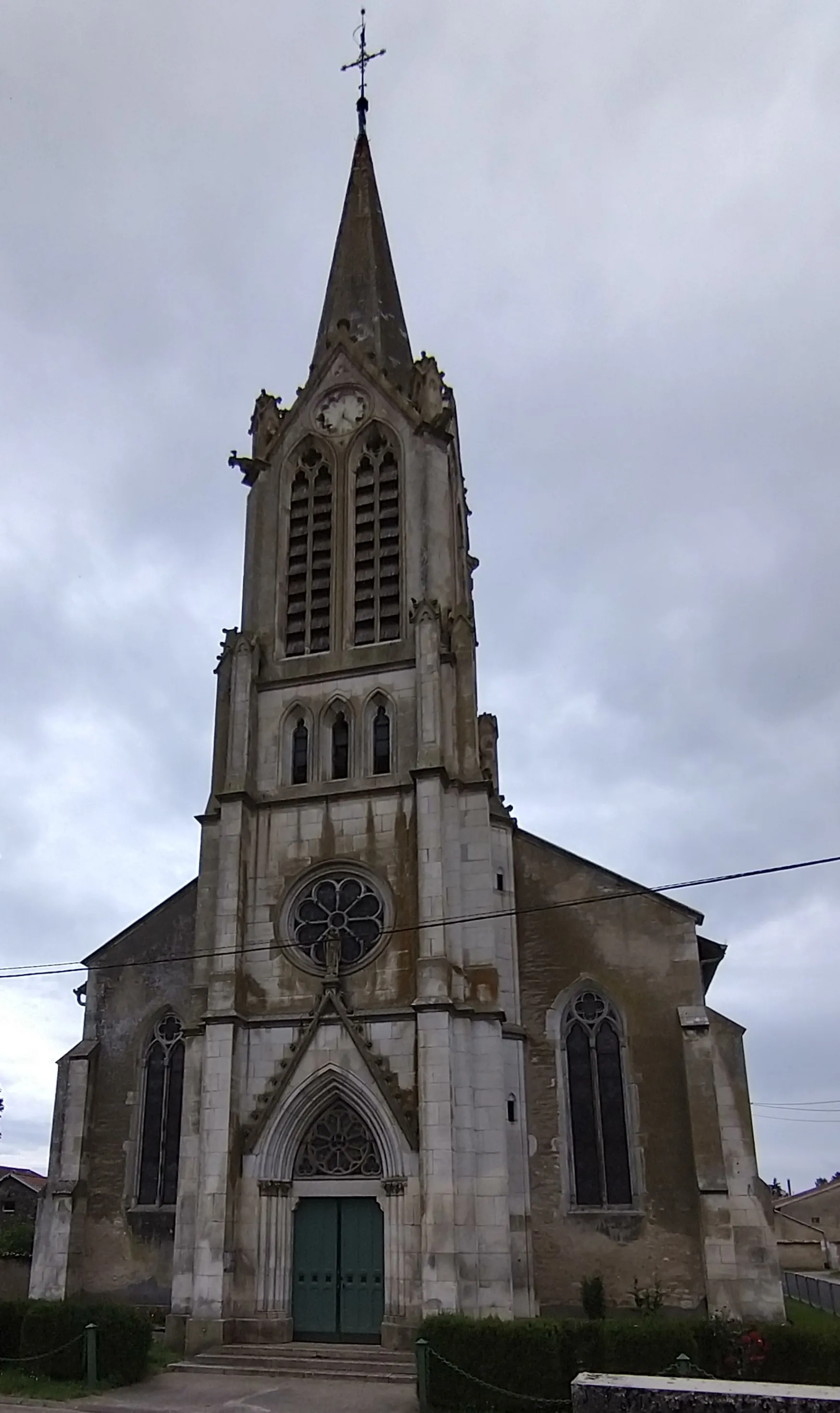 Photo showing: Porche-clocher de l'église d'Uruffe (Meurthe-et-Moselle)