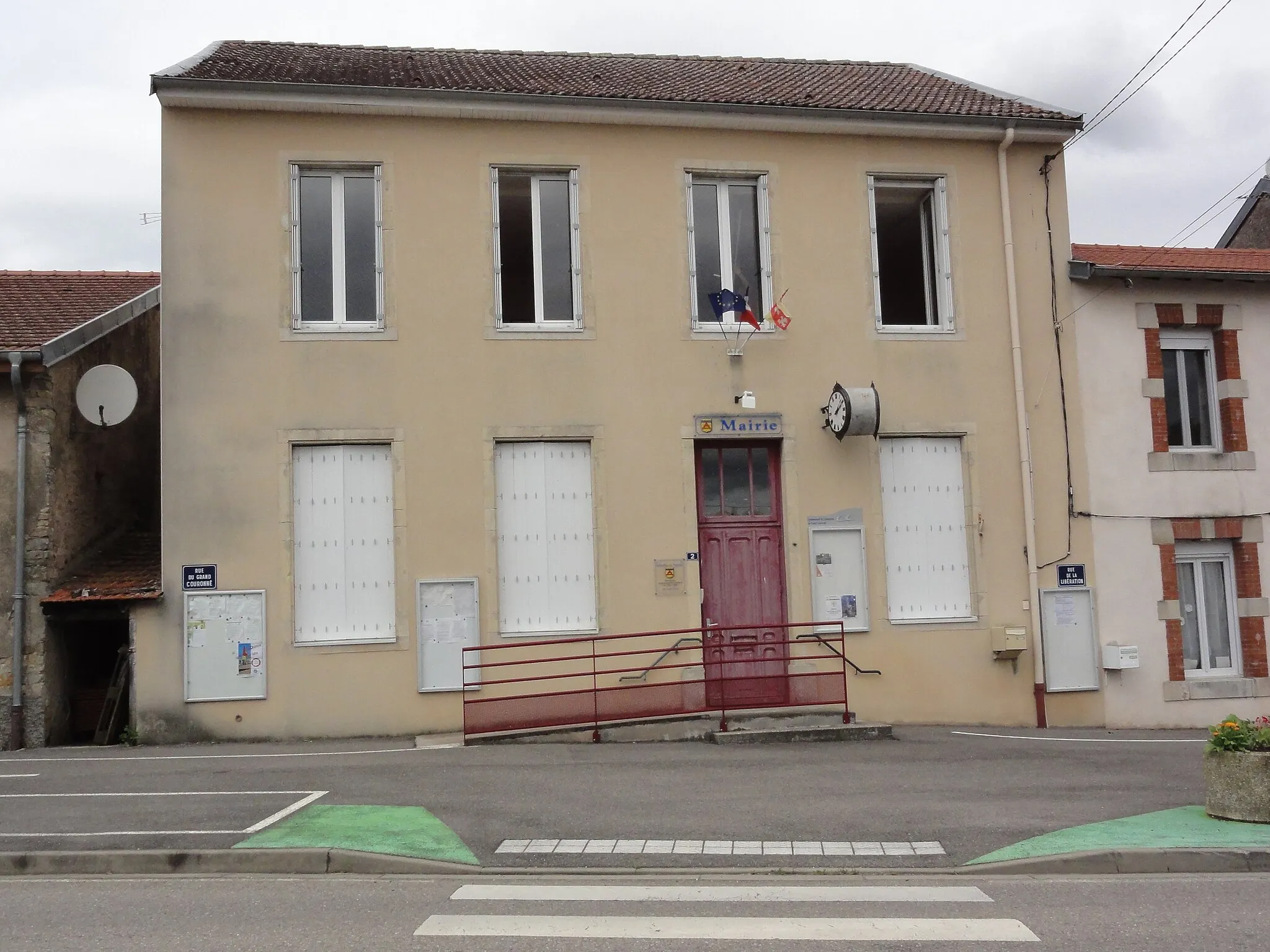 Photo showing: Erbéviller-sur-Amezule (M-et-M) mairie