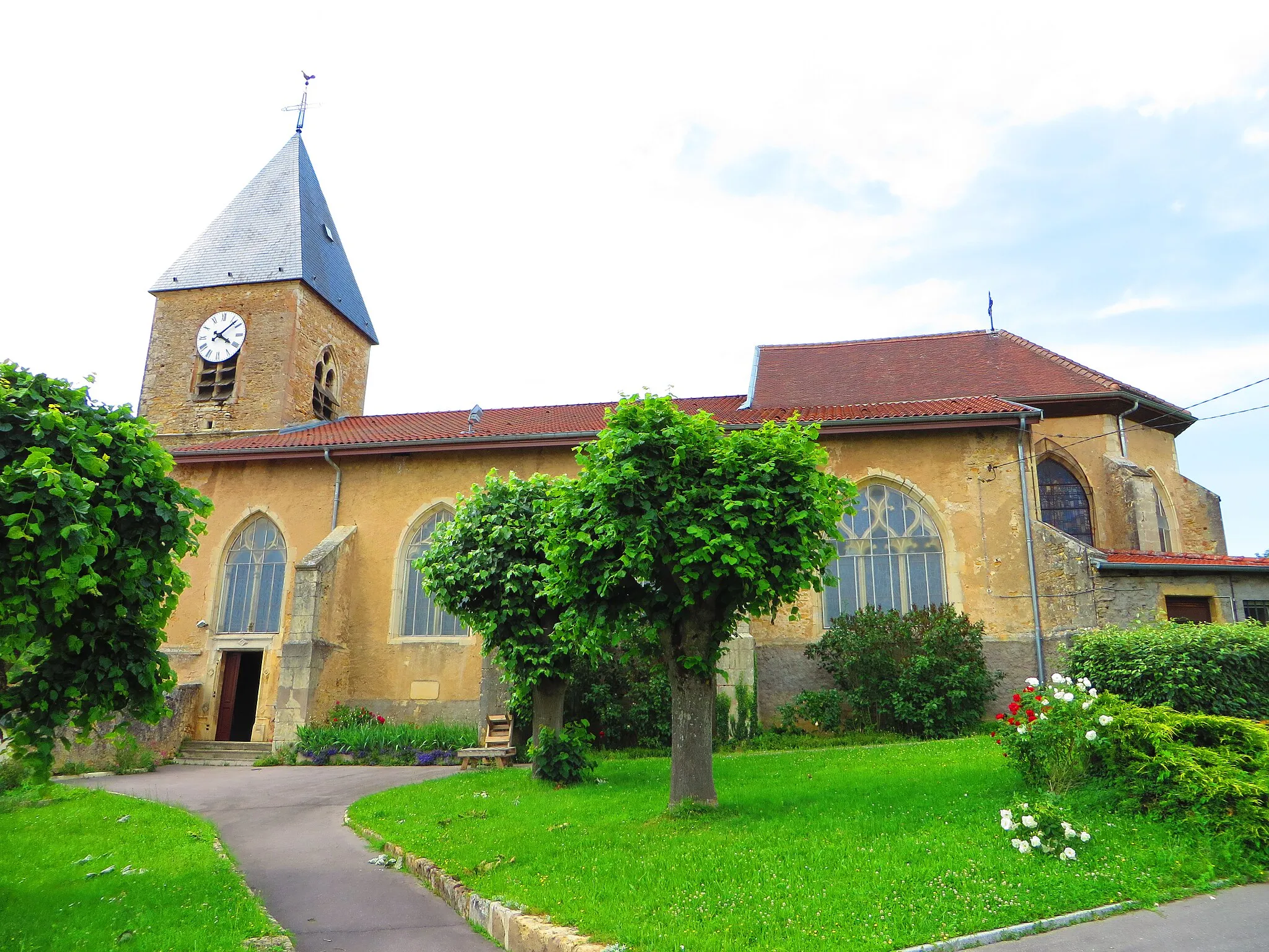 Photo showing: Eulmont Église Saint-Remy