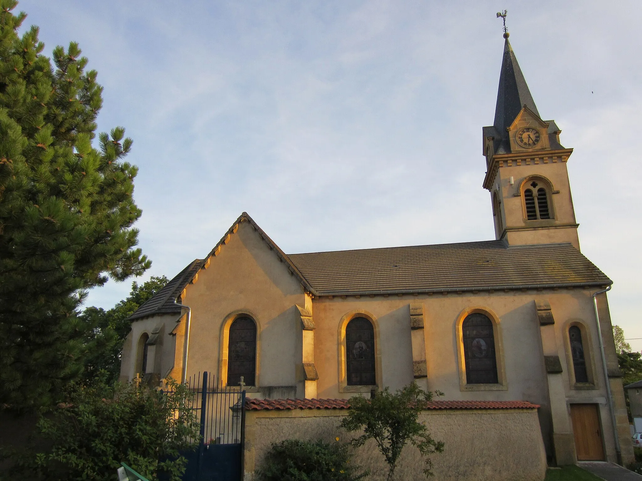 Photo showing: DescriptionEglise Friauville.JPG

eglise Friauville
Date

25 September 2011
Source

mon appareil photo
Author

Aimelaime
Permission (Reusing this file)

Public domainPublic domainfalsefalse

I, the copyright holder of this work, release this work into the public domain. This applies worldwide. In some countries this may not be legally possible; if so: I grant anyone the right to use this work for any purpose, without any conditions, unless such conditions are required by law.