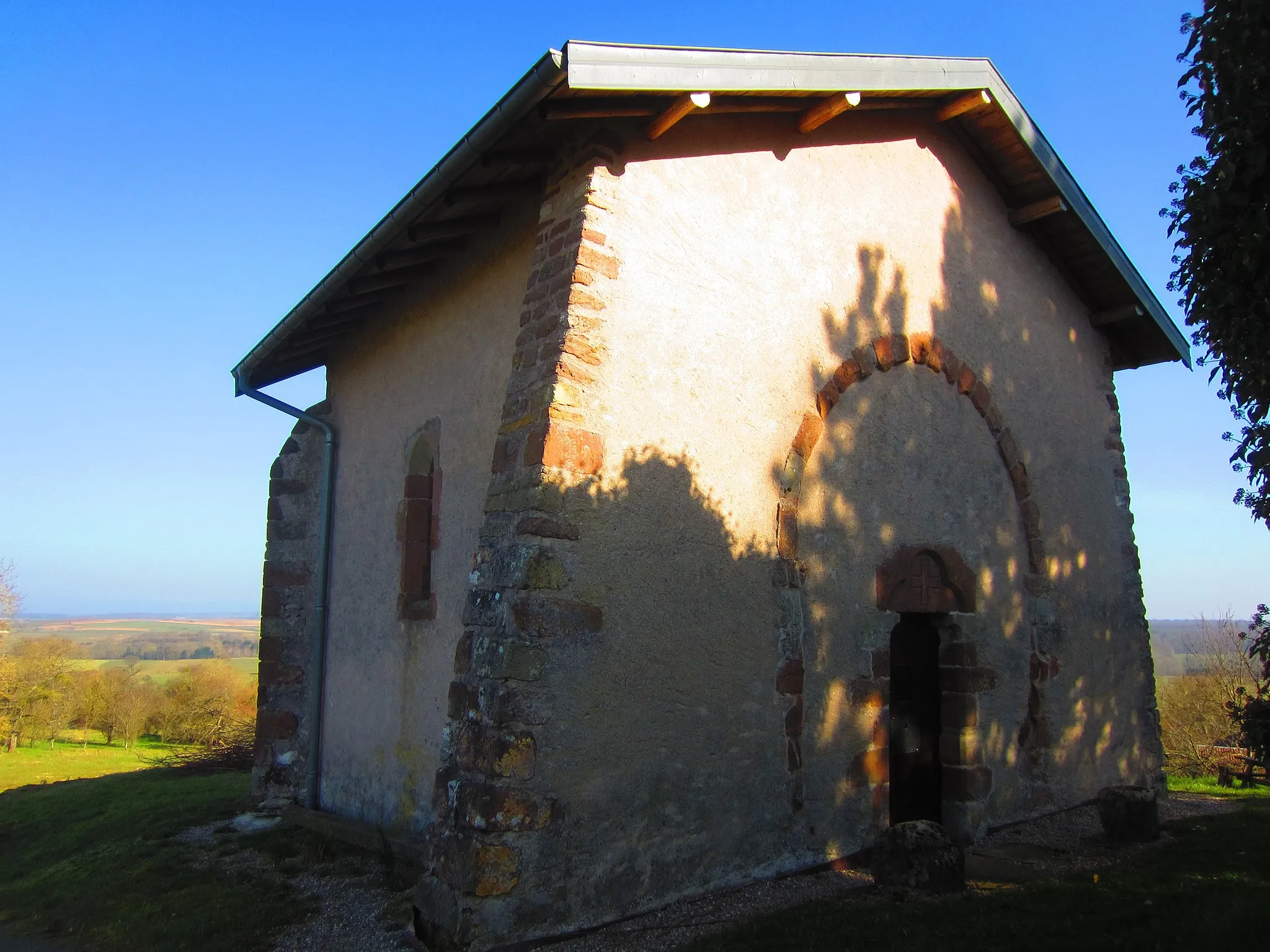 Photo showing: This building is indexed in the base Mérimée, a database of architectural heritage maintained by the French Ministry of Culture, under the reference PA00106032 .