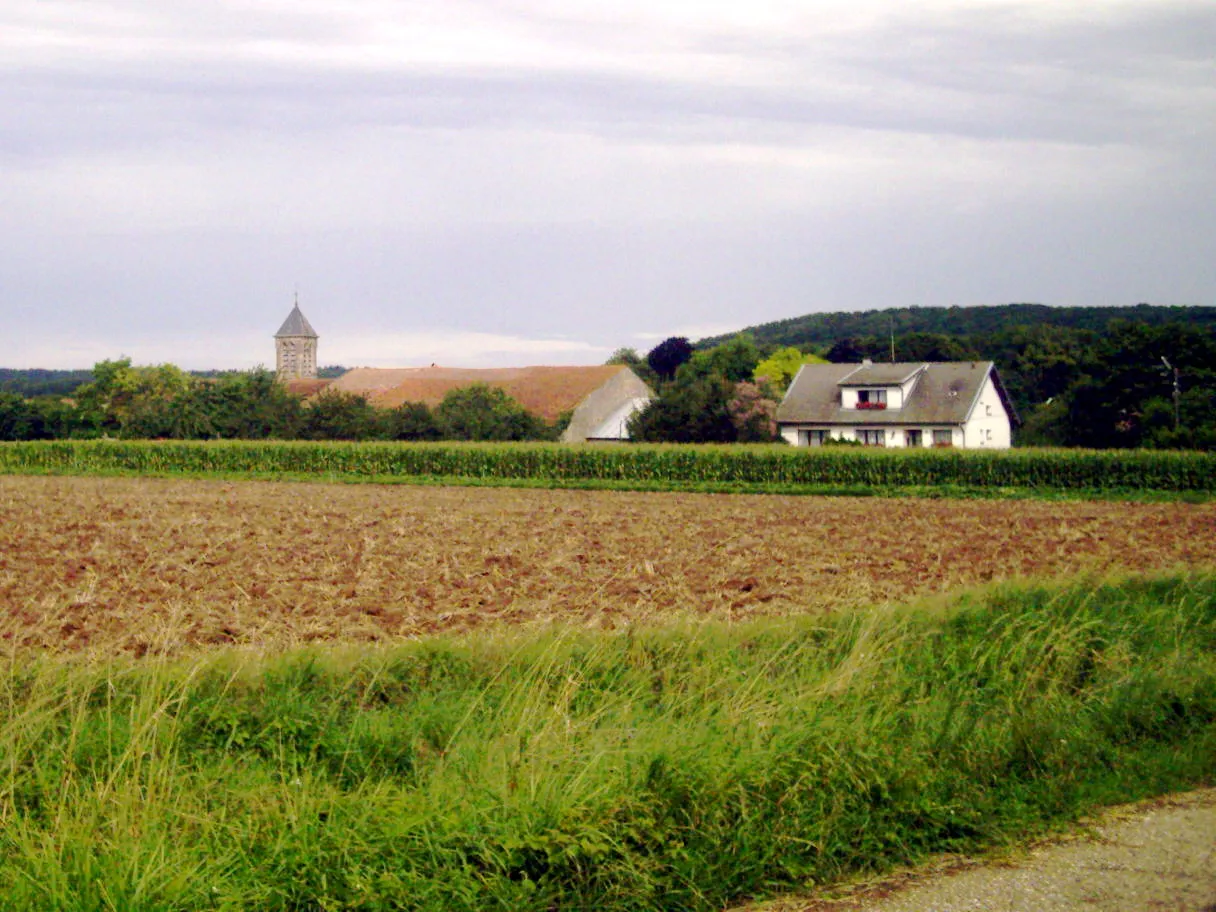 Photo showing: Juvrecourt depuis la route de Réchicourt-la-Petite