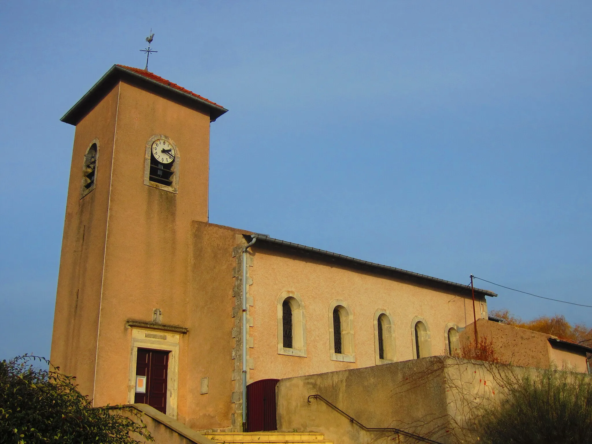 Photo showing: Landremont church