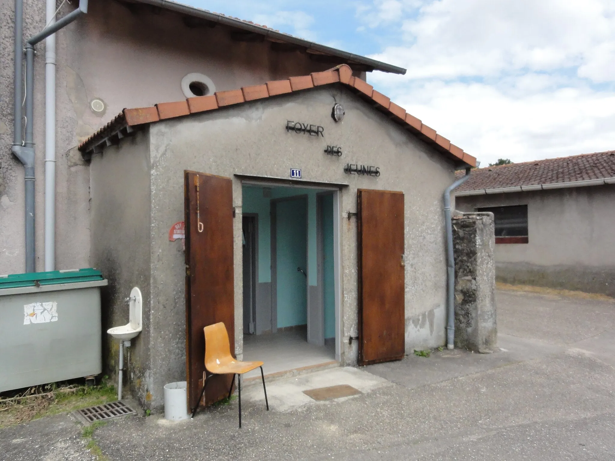 Photo showing: Laneuveville-devant-Bayon (M-et-M) foyer rural des jeunes