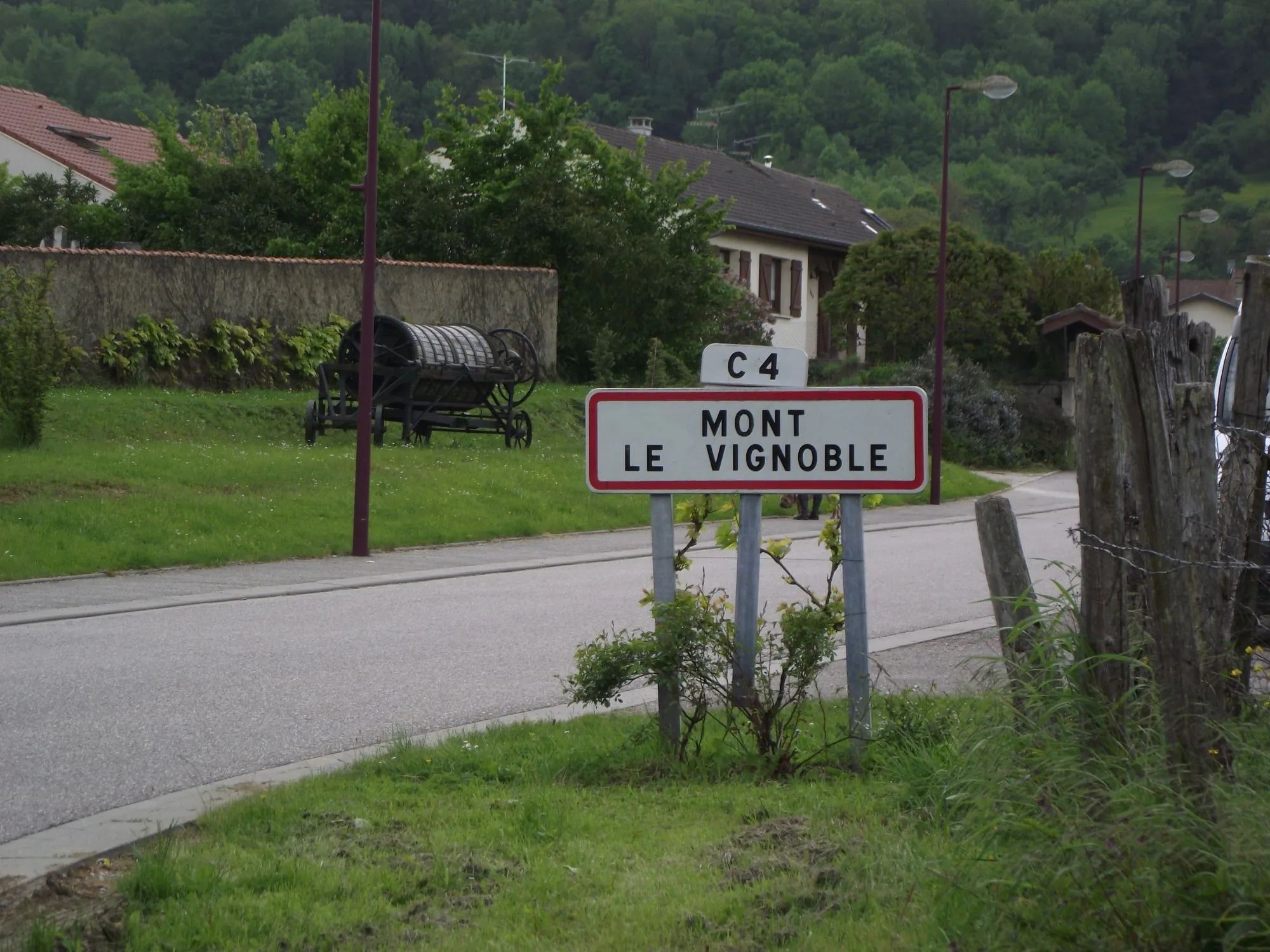 Photo showing: Mont-le-Vignoble