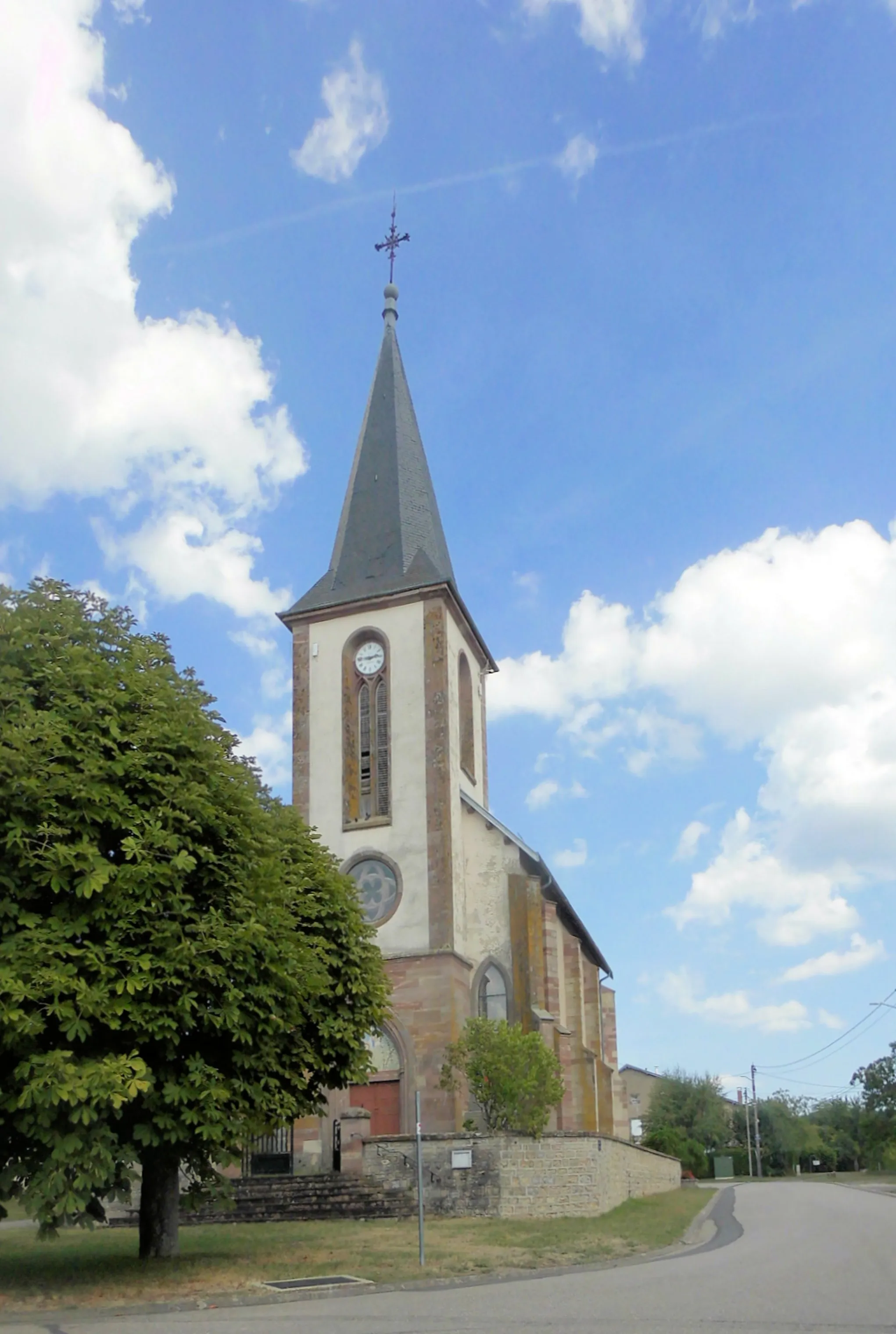 Photo showing: L'église de l'Invention-de-la-Croix et Saint-Laurent de Neuviller-lès-Badonviller
