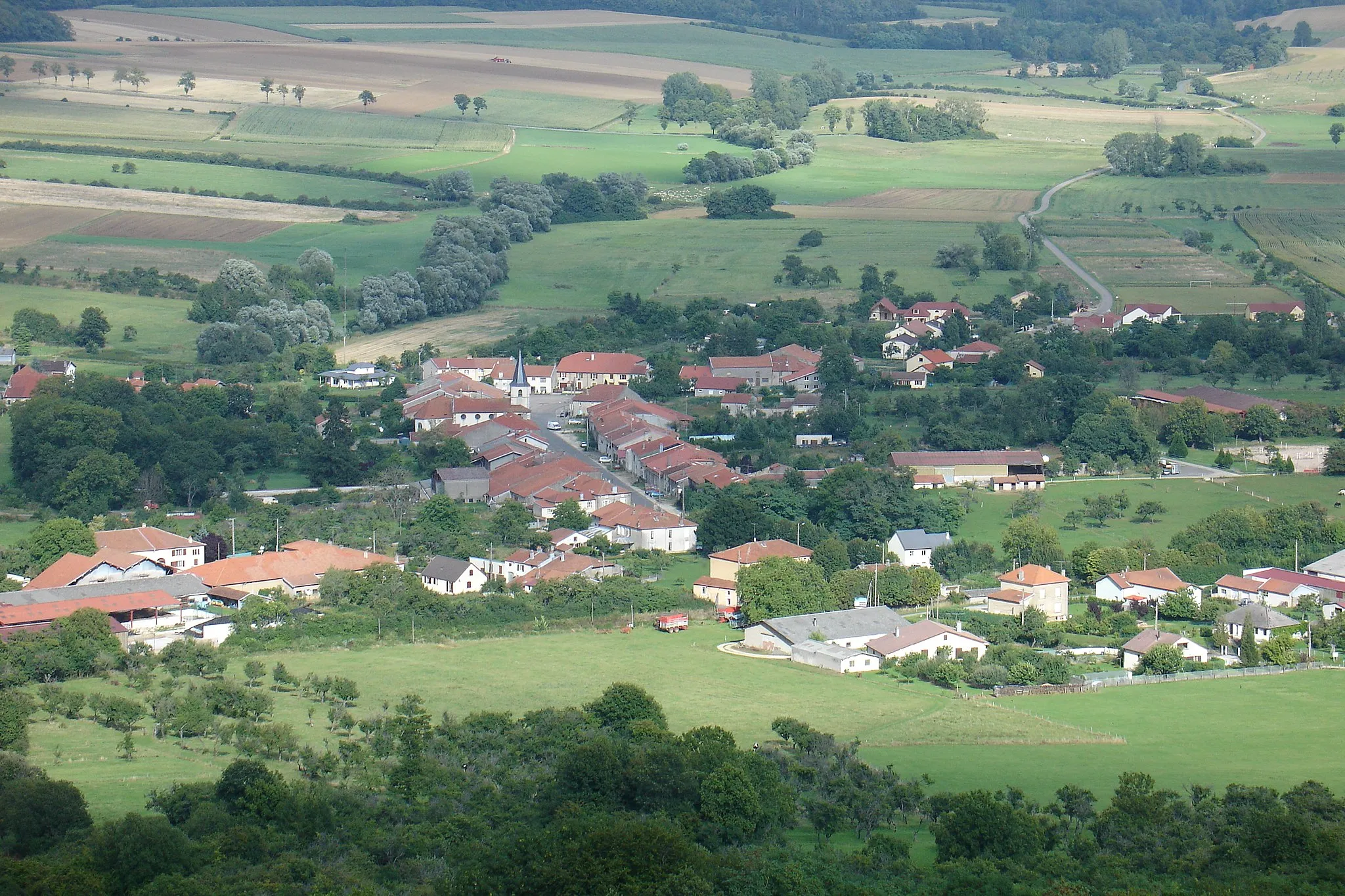 Photo showing: Village de Praye, Meurthe et Moselle, France, depuis la colline de Sion