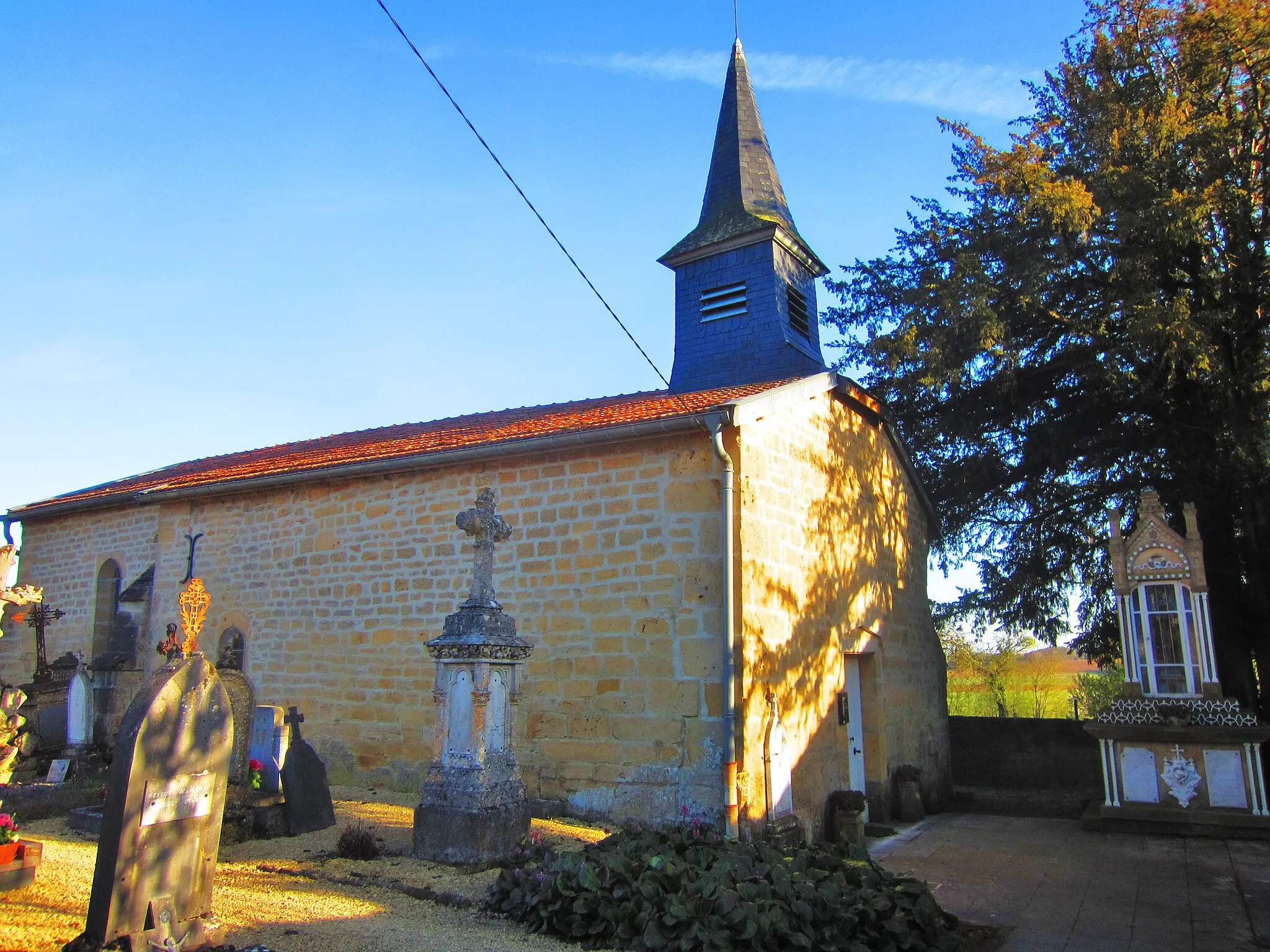 Photo showing: Ham St Jean church