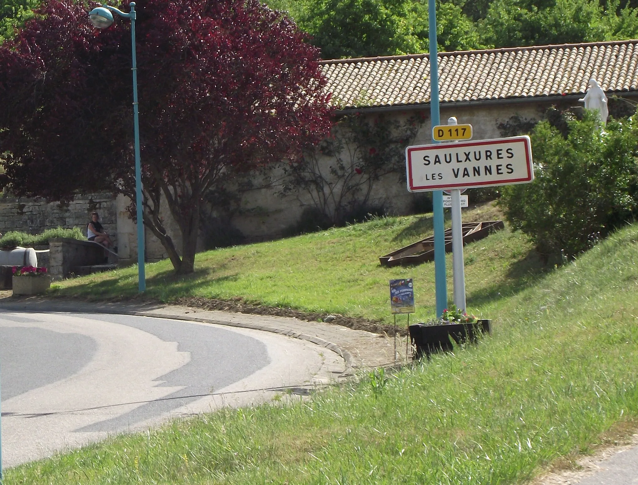 Photo showing: Entrée de la commune de Saulxures-les-Vannes