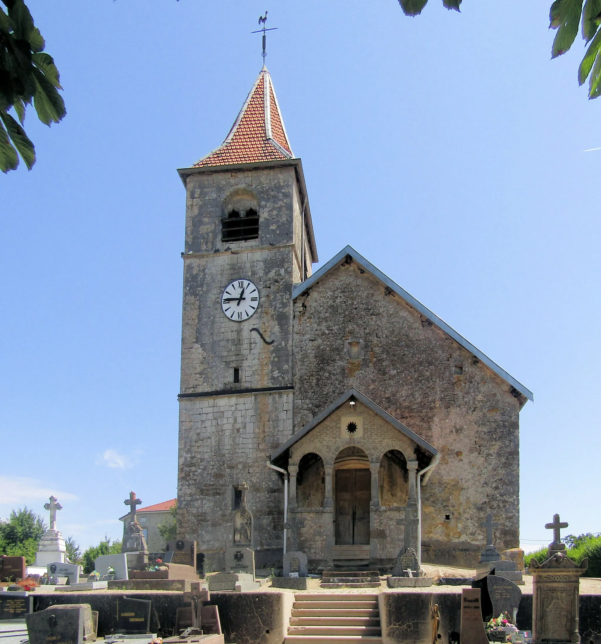 Photo showing: L'église Saint-Vincent d'Aouze, côté ouest