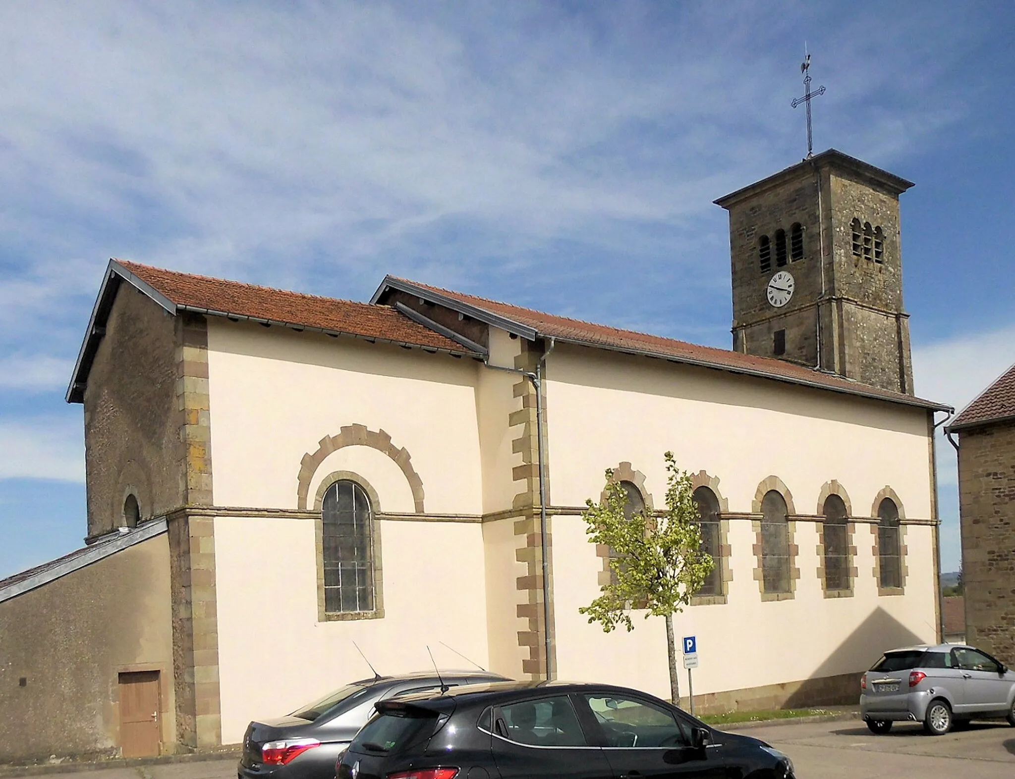 Photo showing: L'église Saint-Léger à Charmois-l'Orgueilleux, côté ouest