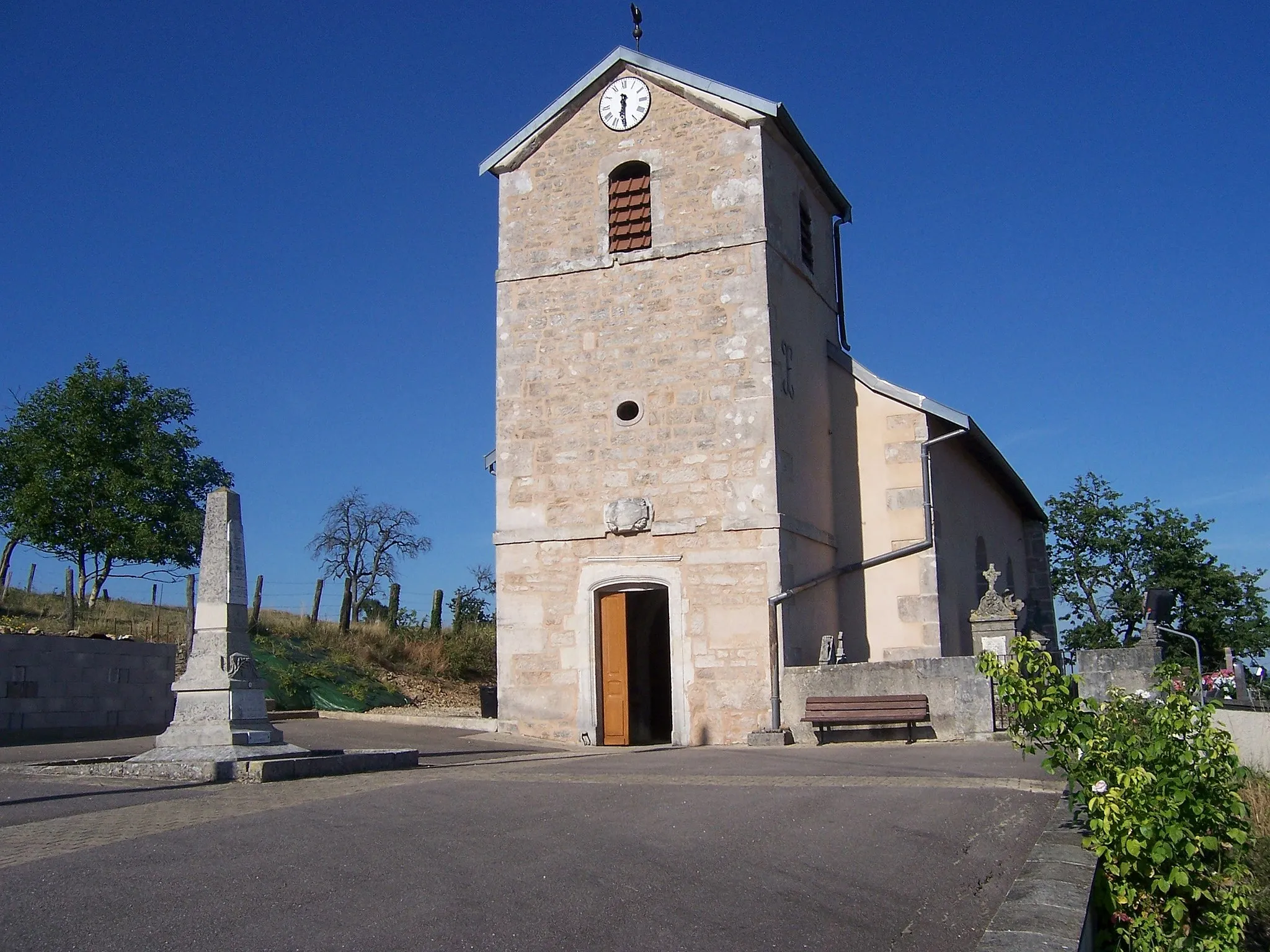 Photo showing: L'église de Clérey-la-Côte