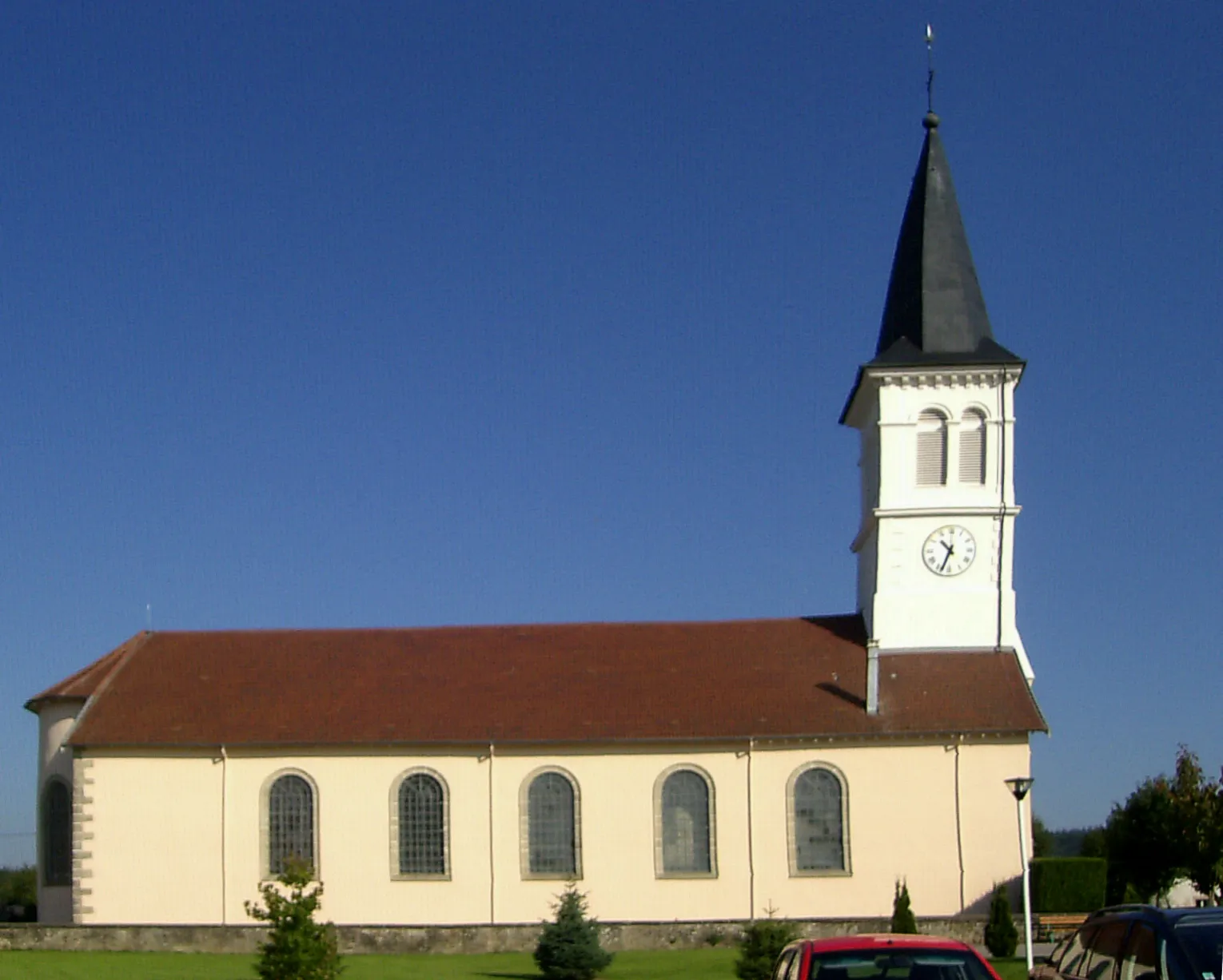 Photo showing: L'église Saint-Médard à Dounoux, côté sud