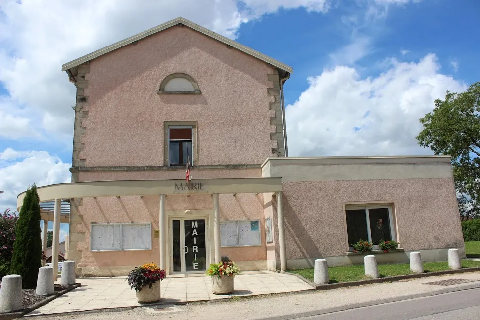 Photo showing: Façade de la mairie de Girancourt (Vosges)