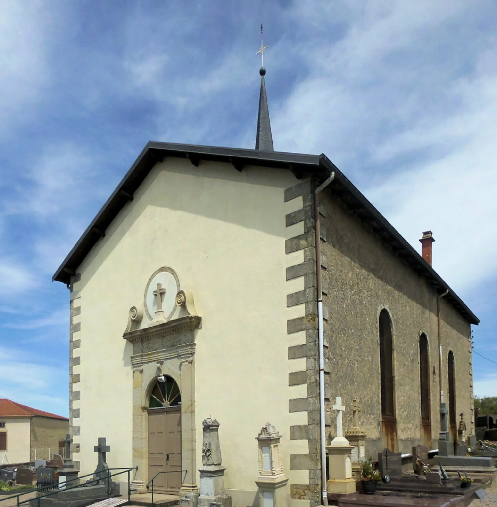 Photo showing: L'église Saint-Martin à Hennecourt, côté ouest