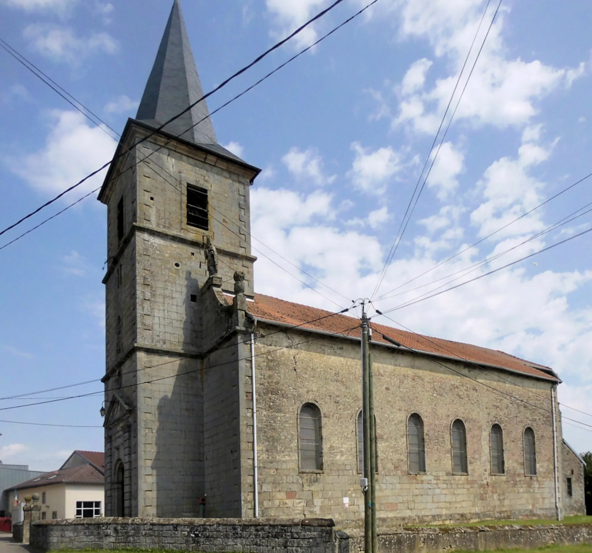 Photo showing: L'église Saint-Èvre d'Harol, côté sud