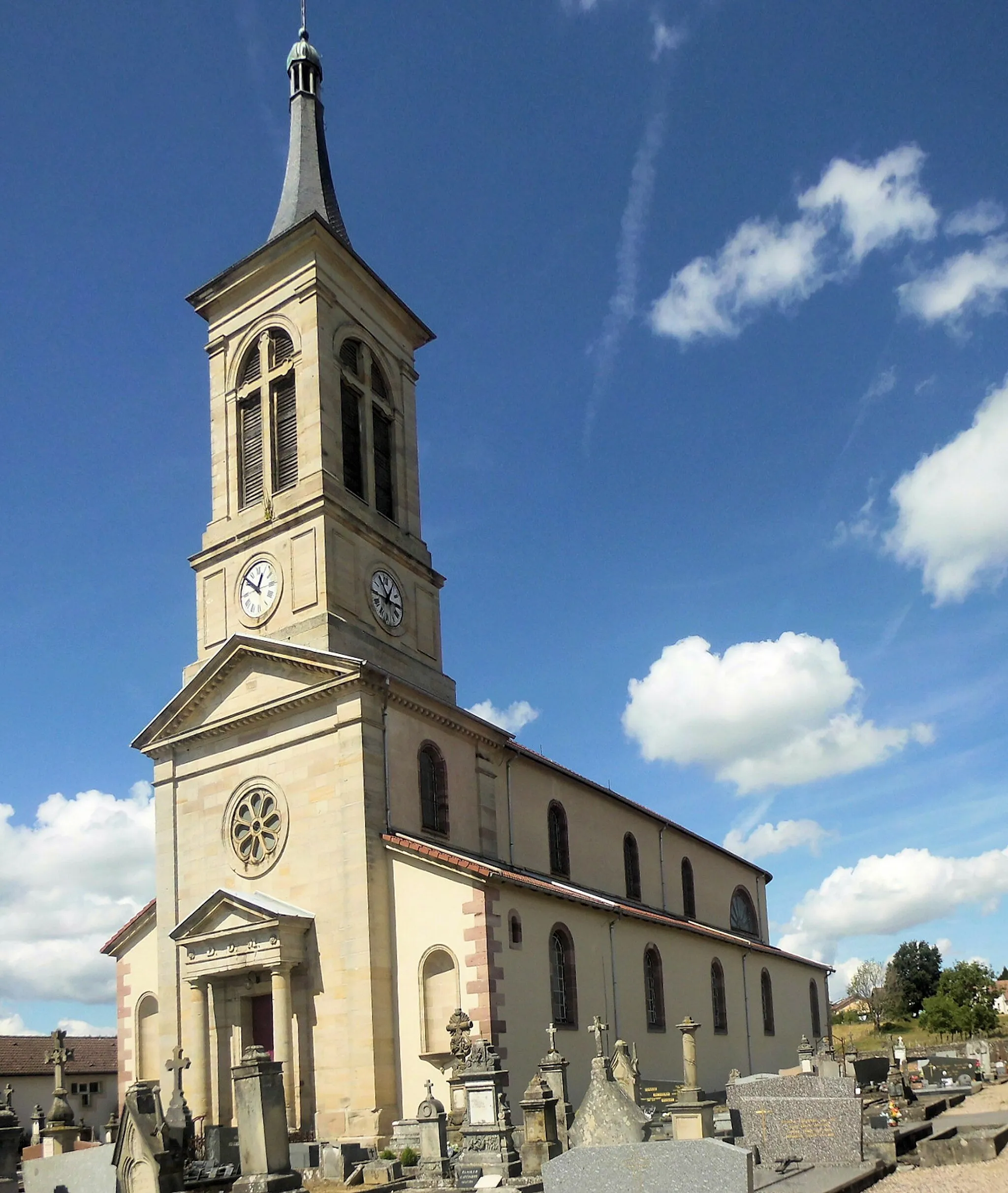 Photo showing: L'église de l'Assomption-de-Notre-Dame à La Baffe, côté sud-est