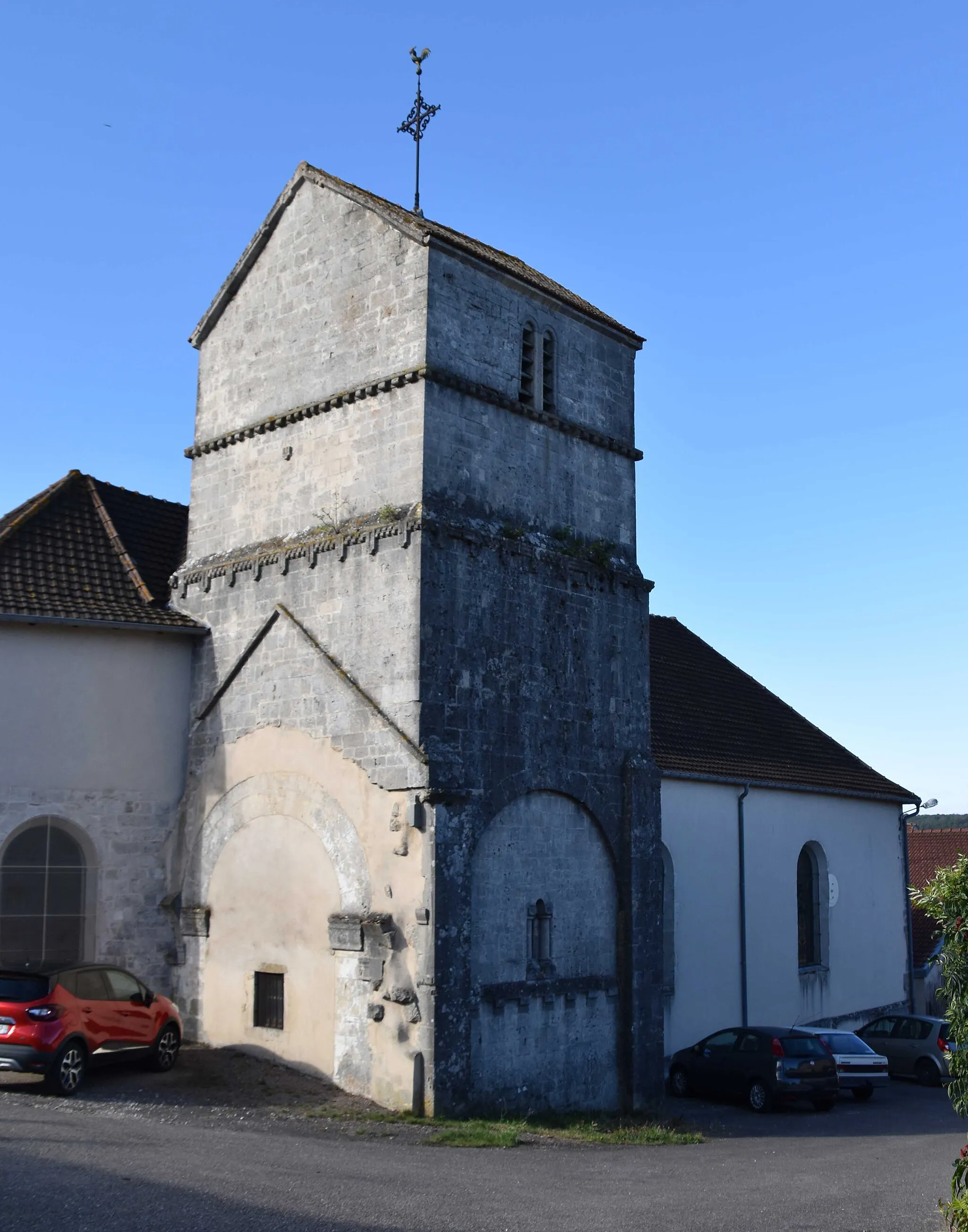 Photo showing: Landaville's church