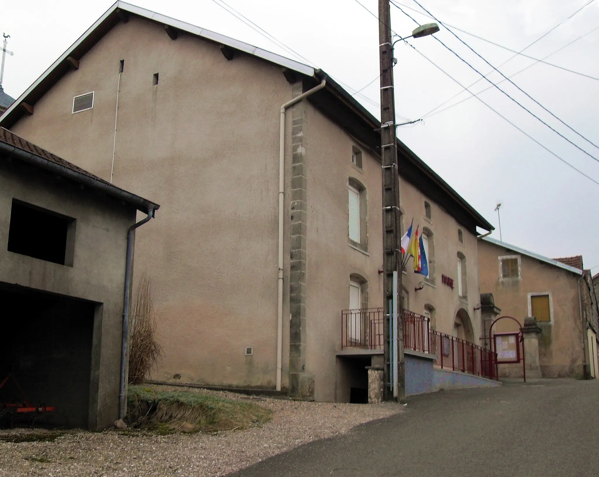 Photo showing: La mairie de Clerjus