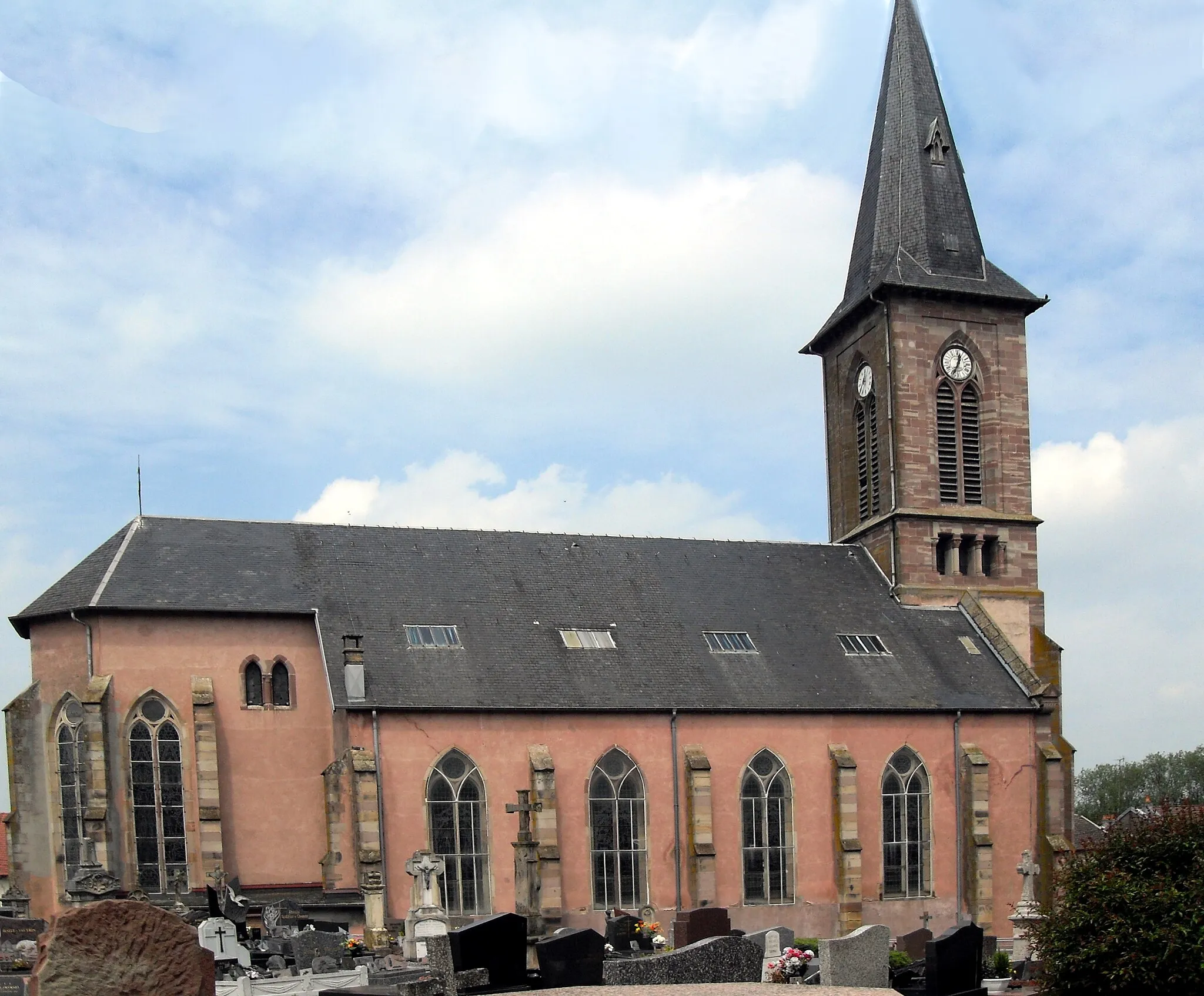 Photo showing: L'église Saint-Maurice de Ménil-sur-Belvitte, côté sud-est