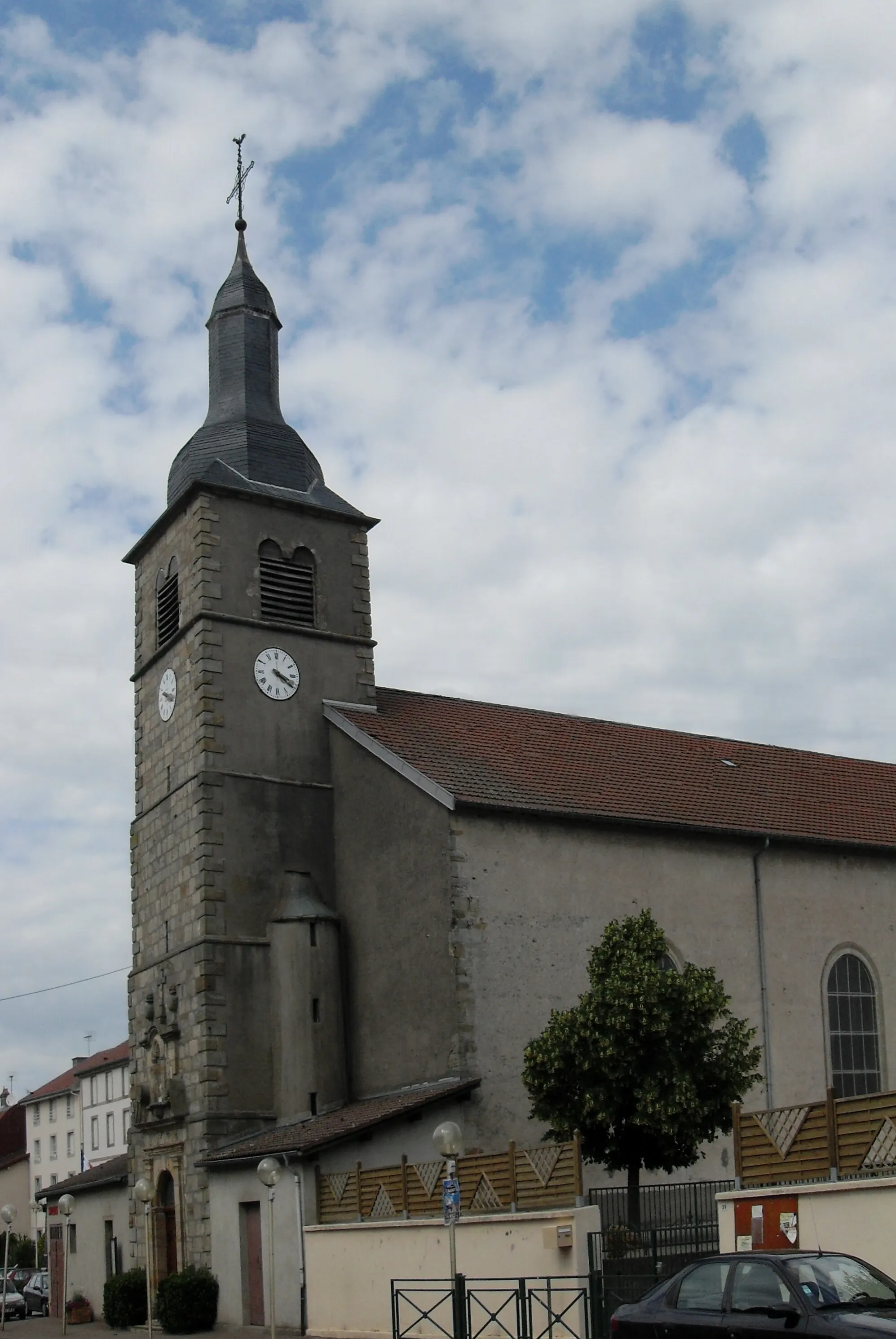 Photo showing: L'église de l'Exaltation-de-la-Sainte-Croix à Portieux