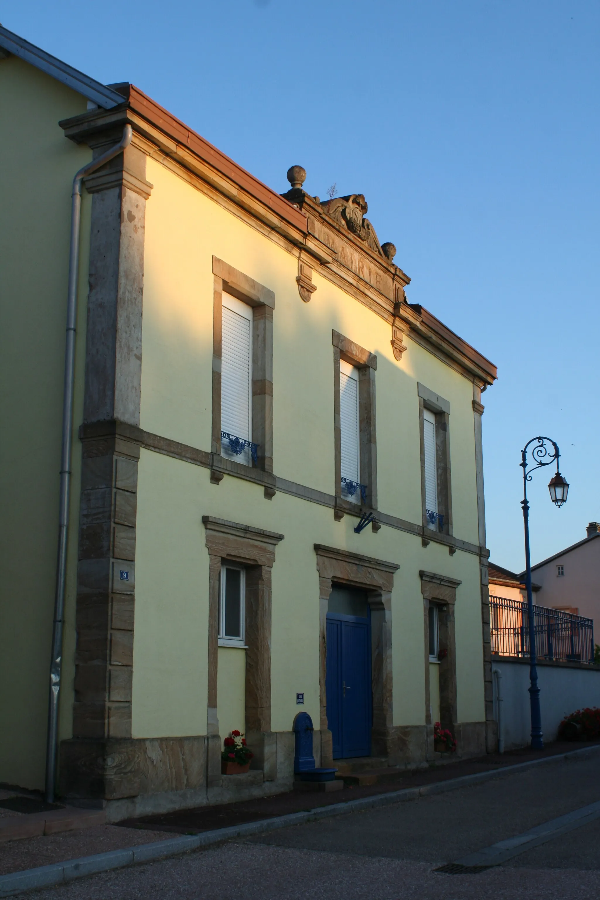 Photo showing: Mairie de Saint-Benoît-la-Chipotte (Vosges)