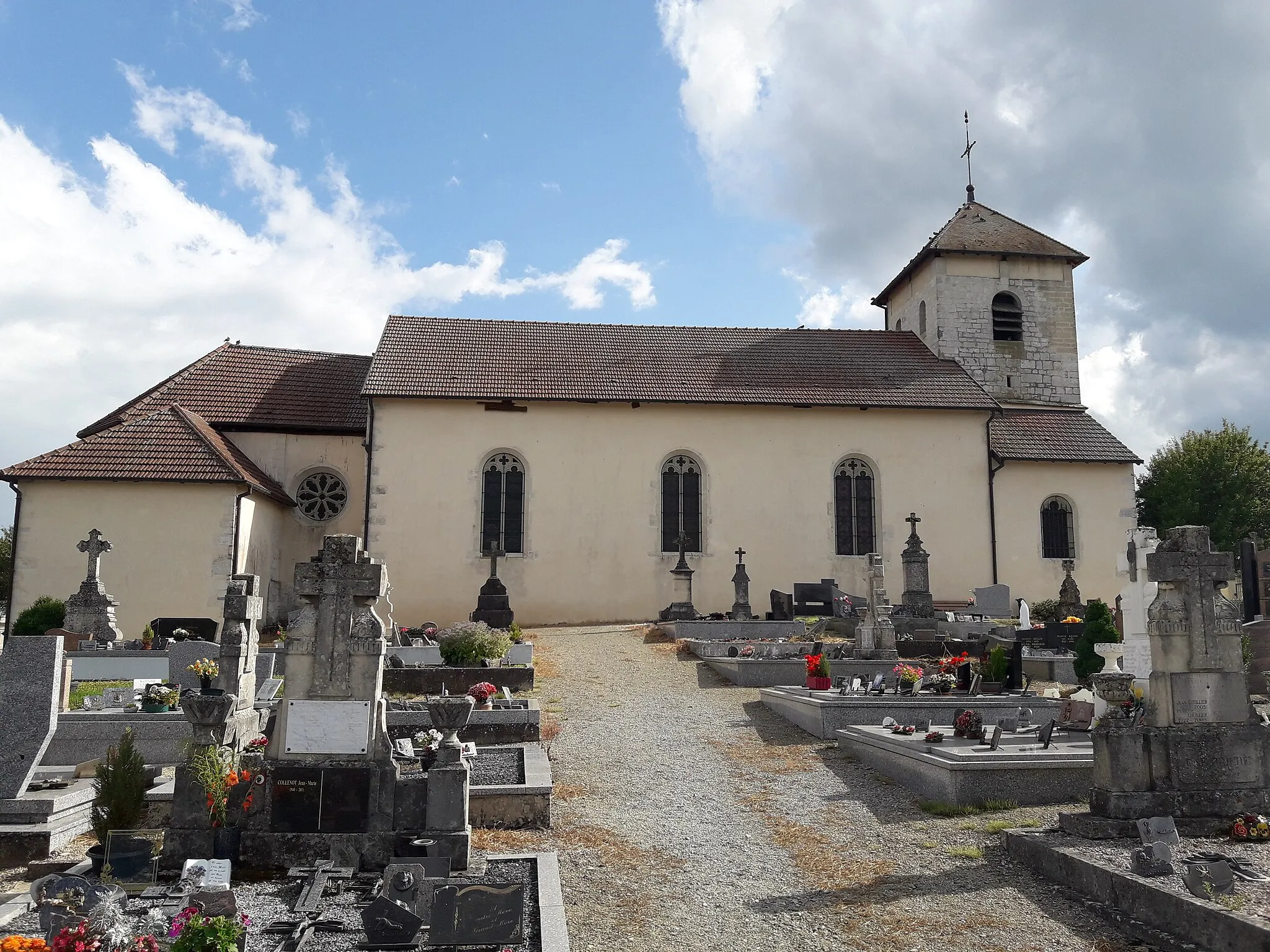 Photo showing: Face Nord de l'église de Rouvres-la-Chétive