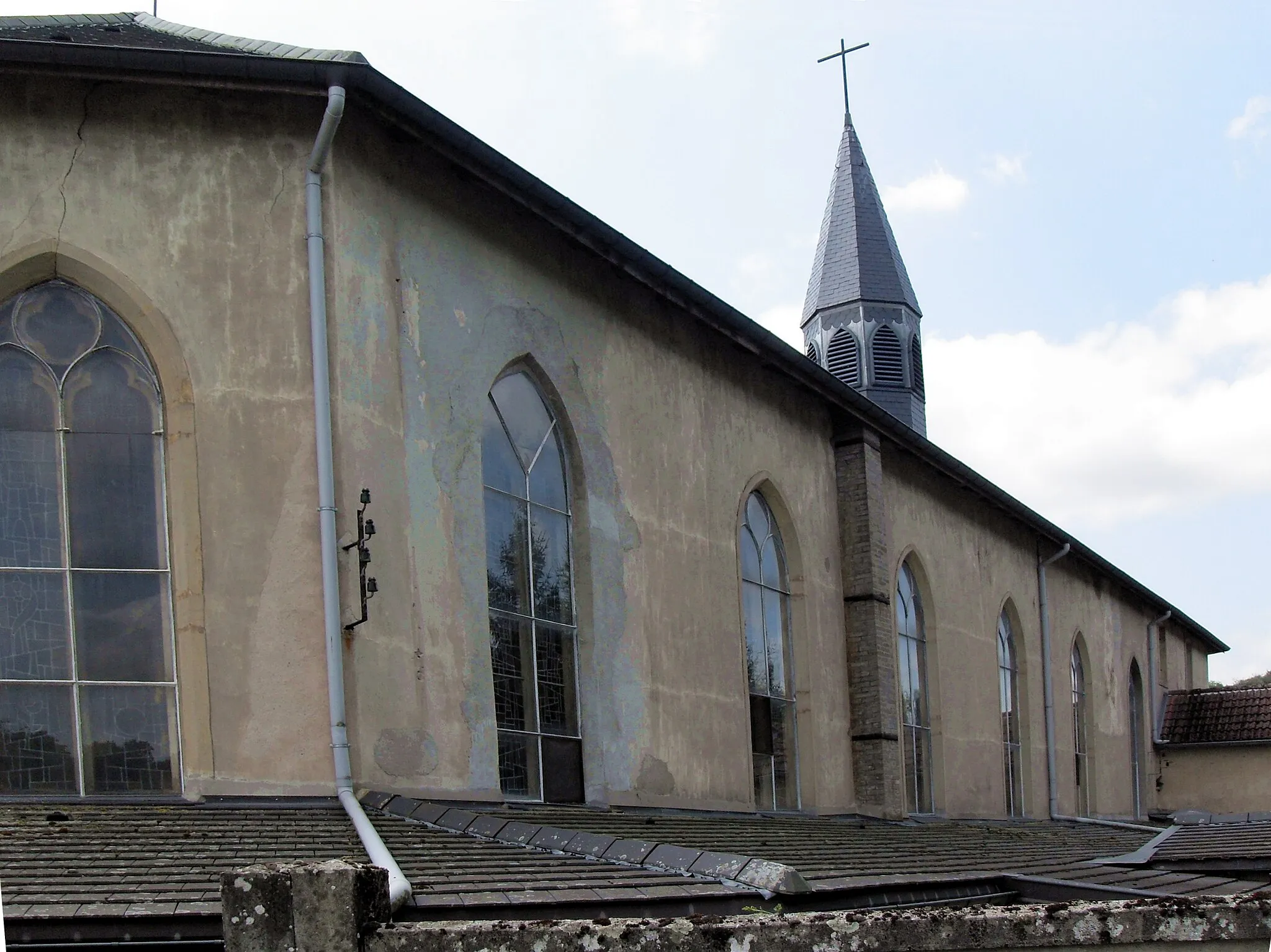 Photo showing: L'église d'abbaye Notre-Dame de Saint-Joseph àUbexy, côté nord