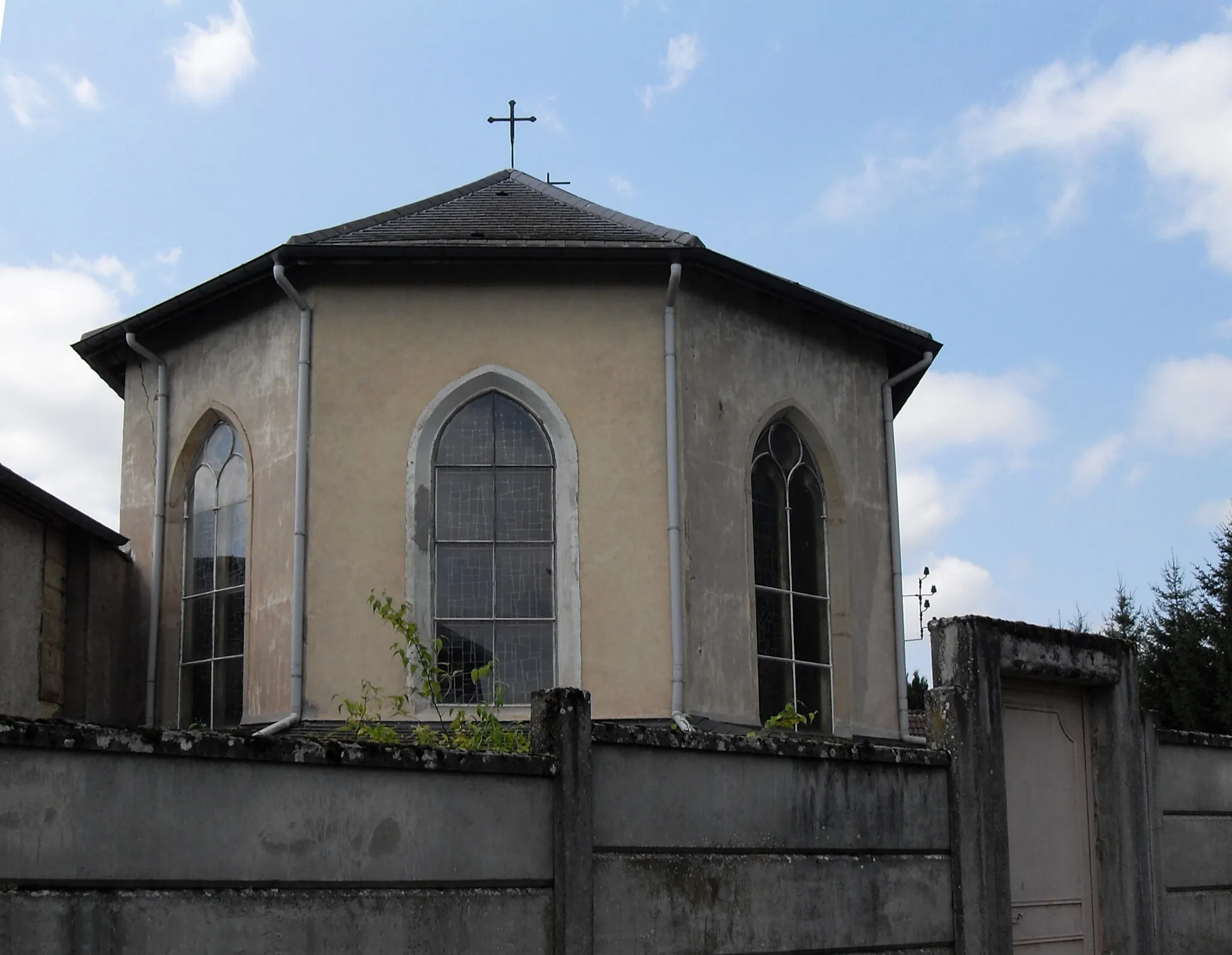 Photo showing: L'église d'abbaye Notre-Dame de Saint-Joseph à Ubexy, côté nord-est