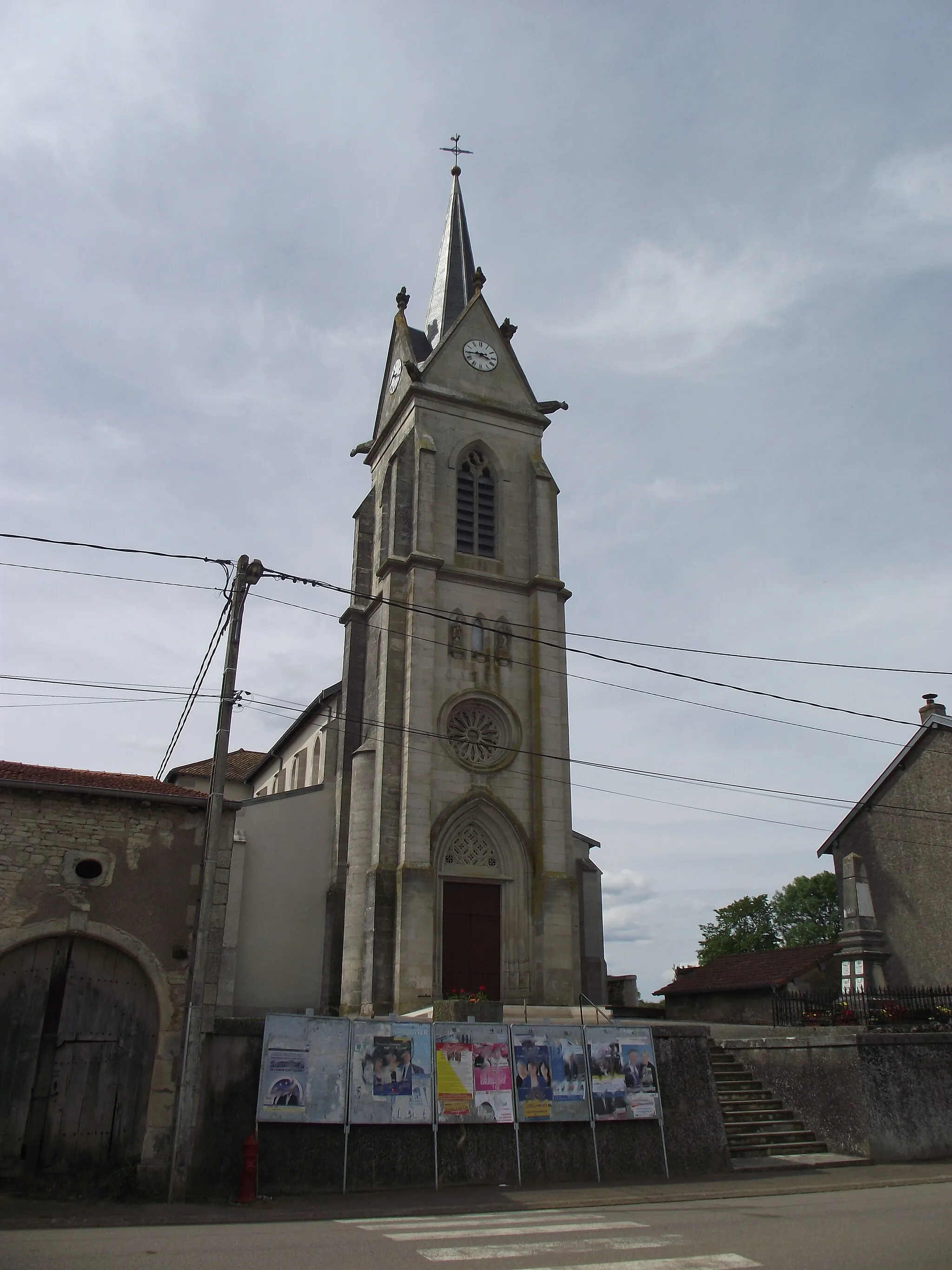 Photo showing: Église Saint Evre à Tranqueville (le porche)