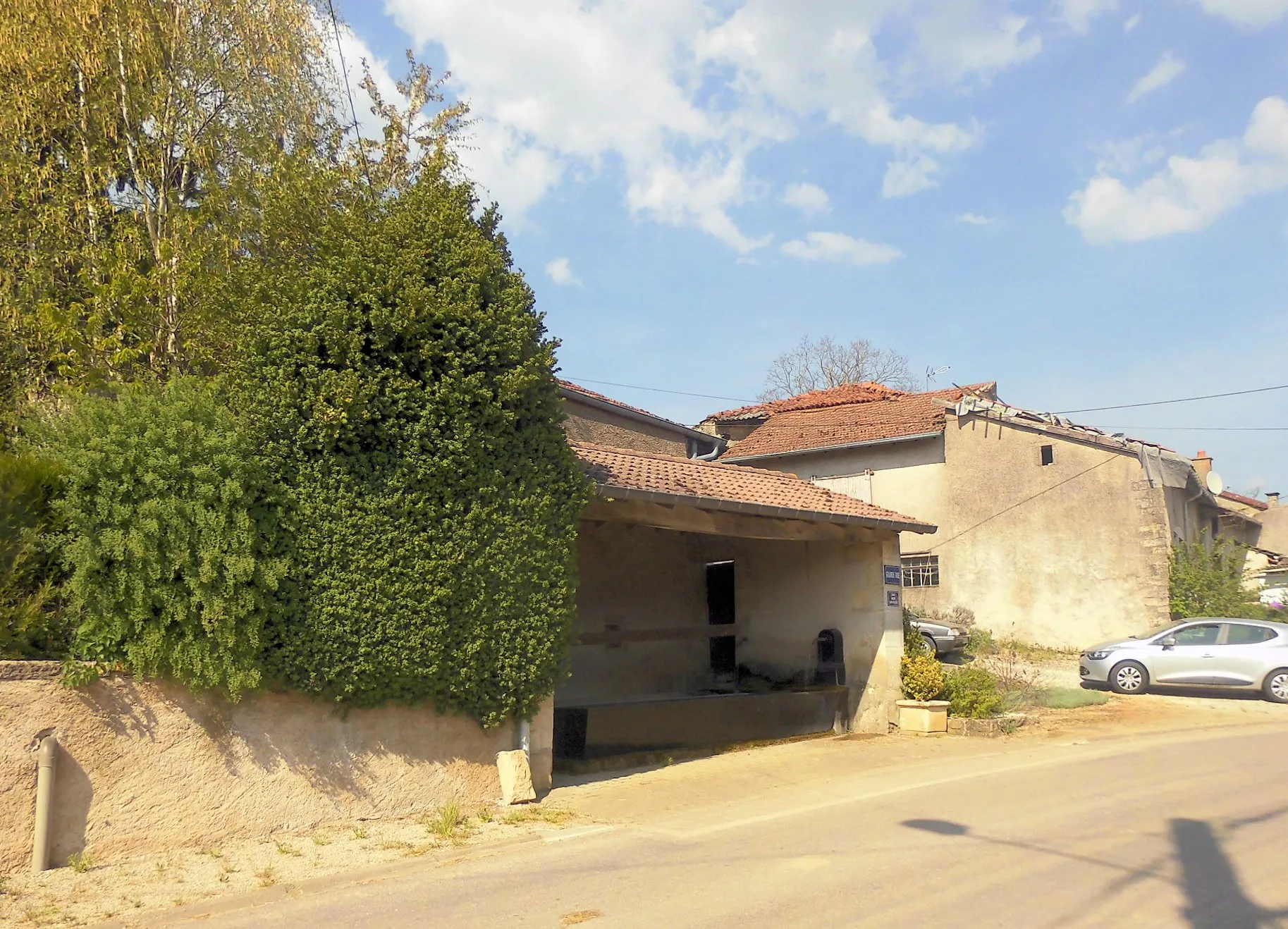 Photo showing: Lavoir de Soncourt