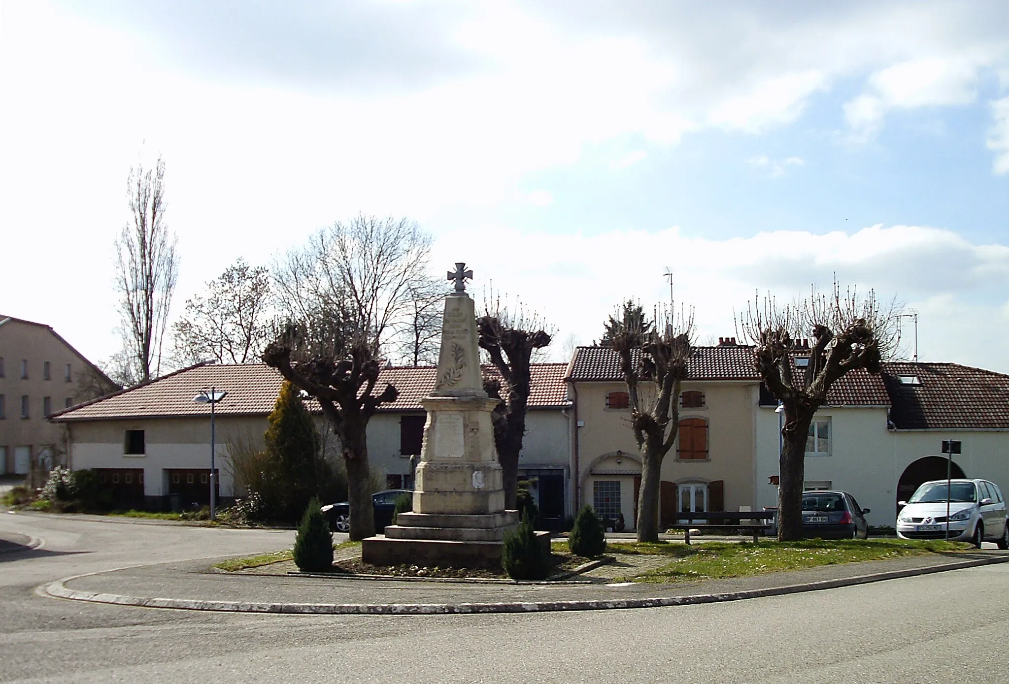 Photo showing: Monument aux morts à Villers