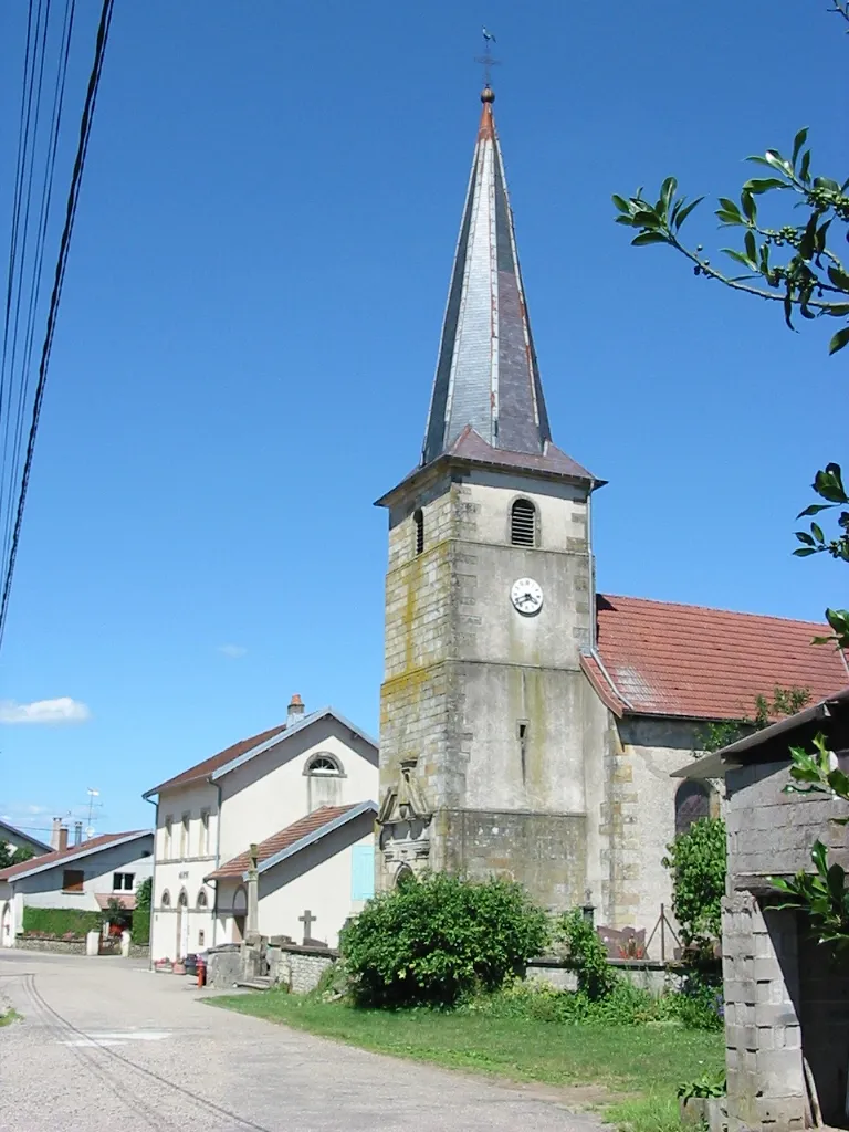 Photo showing: Vaudéville

Église Saint-Quirin (1725)
Commune du canton d'Épinal-Est (Vosges)
Photo personnelle du 10 juillet 2006. Copyright © Christian Amet