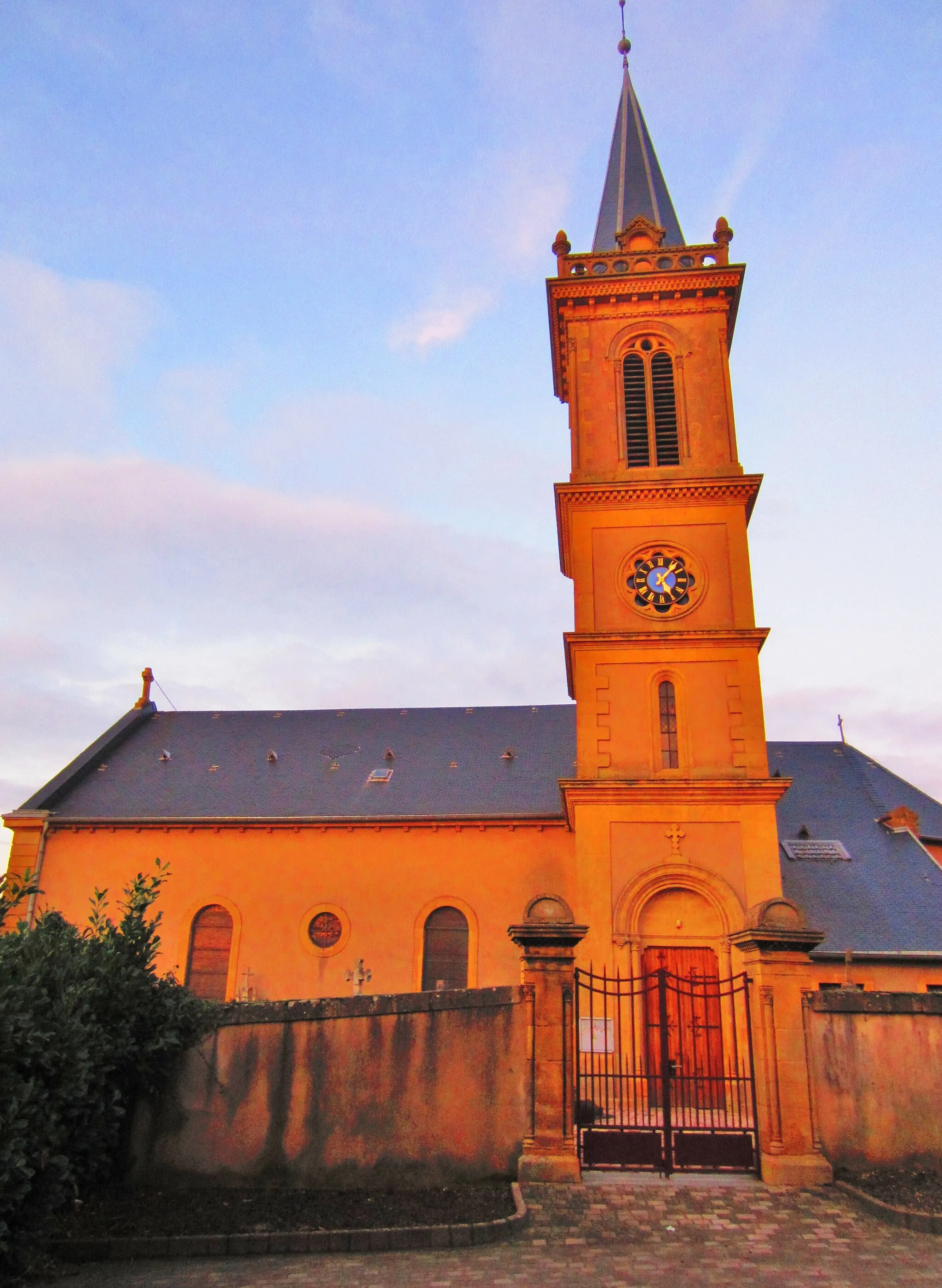 Photo showing: Rugy Argancy chapel