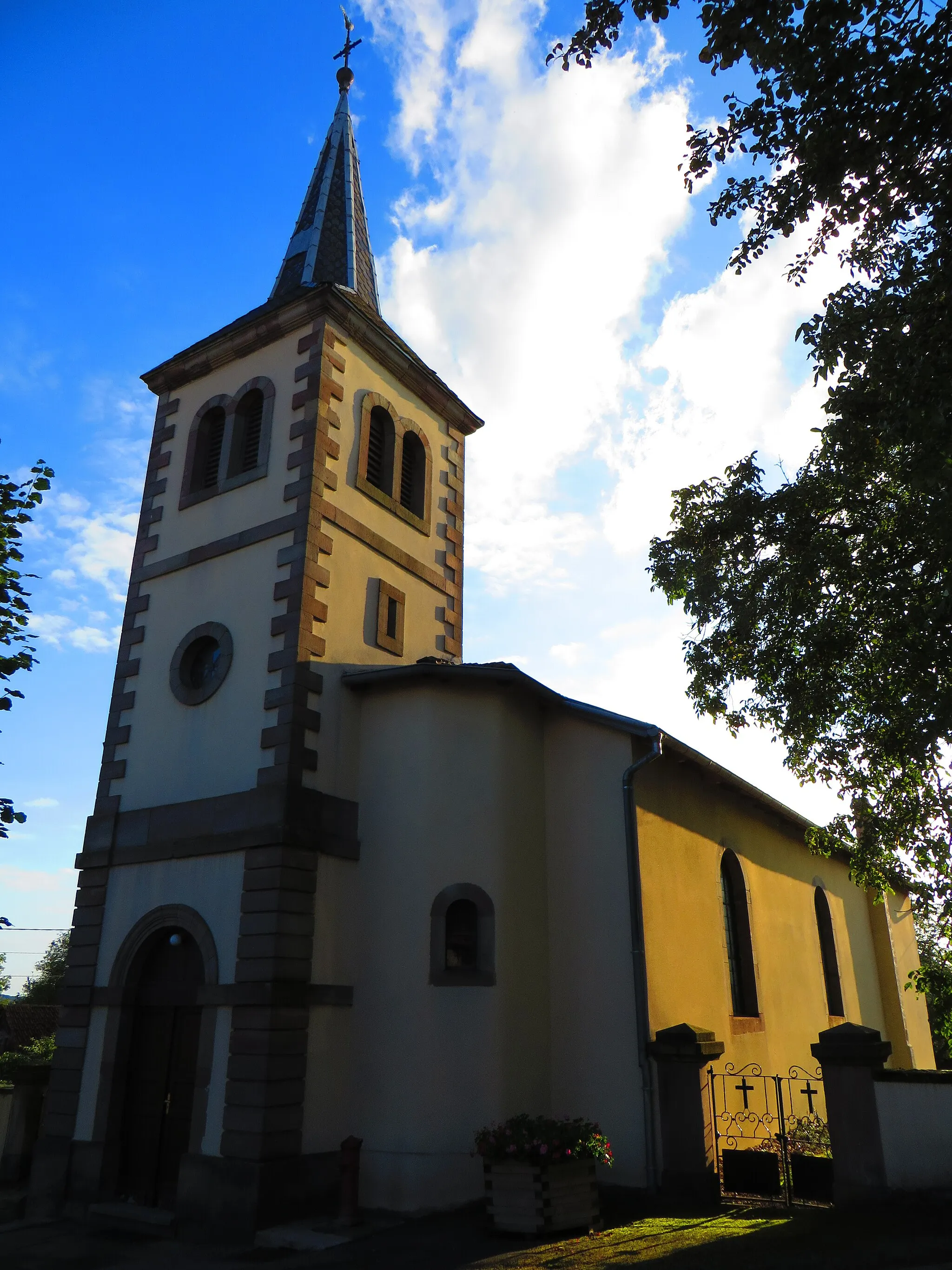 Photo showing: Belles Forets l'église Notre-Dame d'Angviller-lès-Bisping